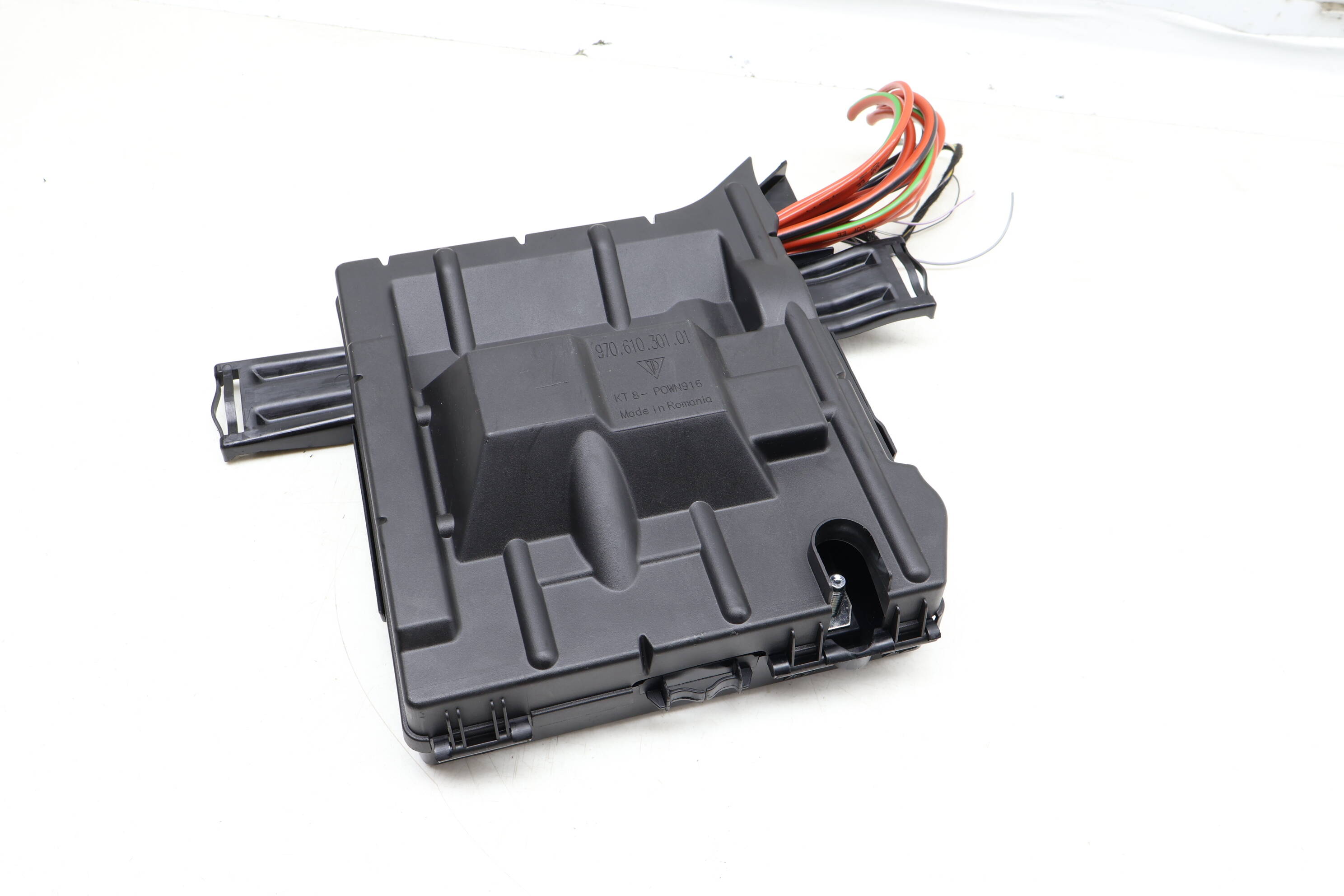 Fuse / Battery Junction Box 97061030101