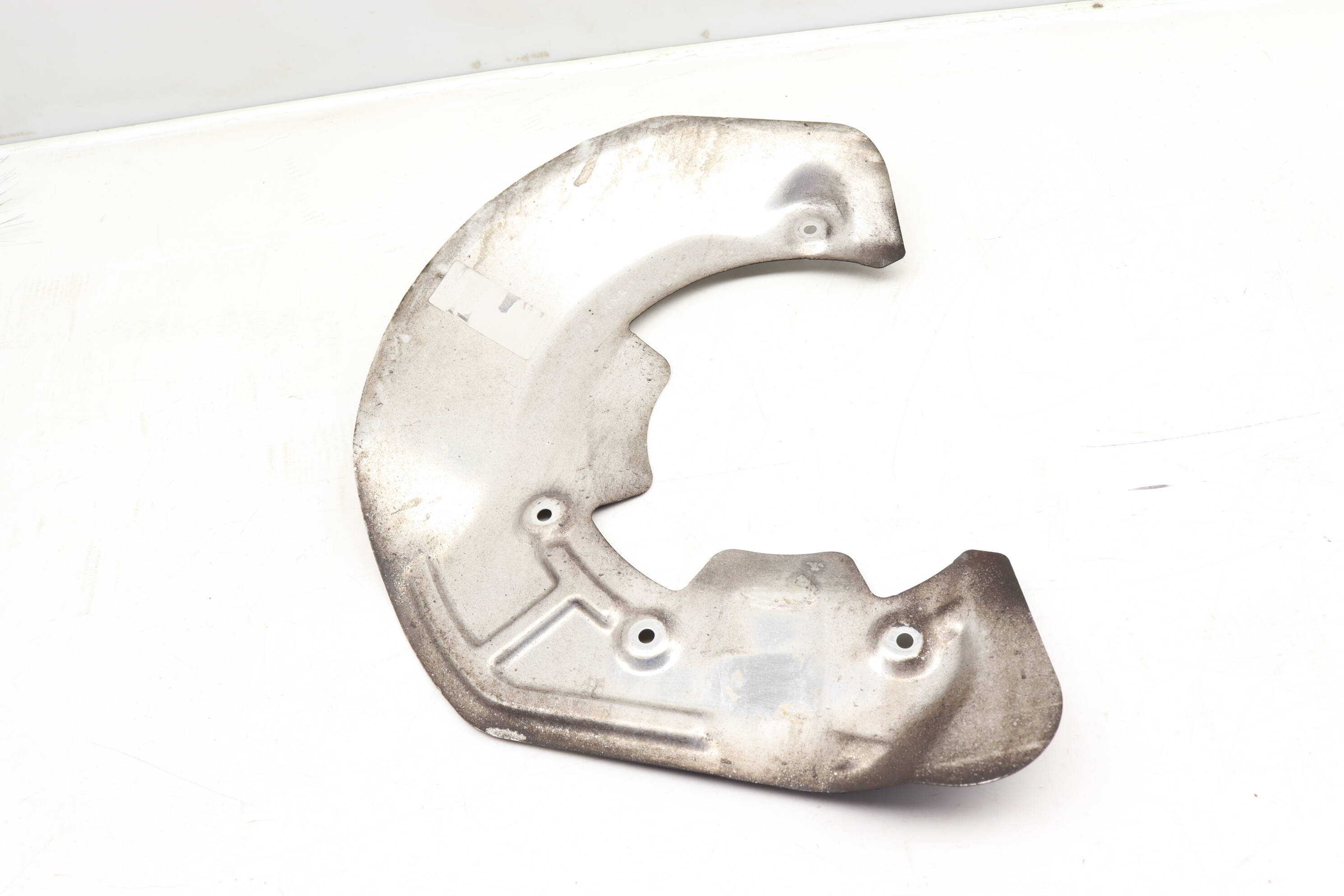ダルベロLupoAX100 Porsche Front Left Brake Dust / Splash Shield (Cayenne