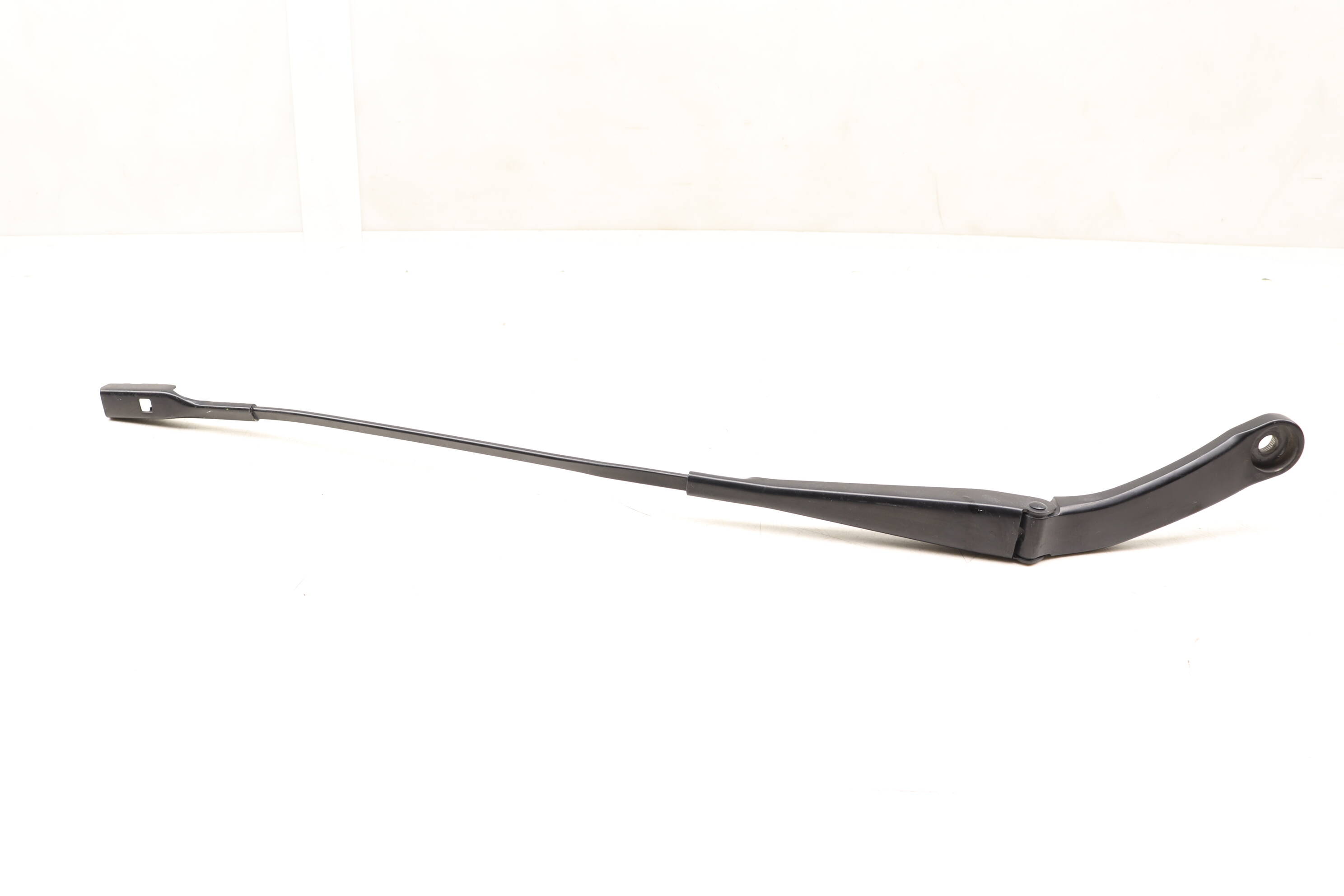 Windshield Wiper Arm 95B955408