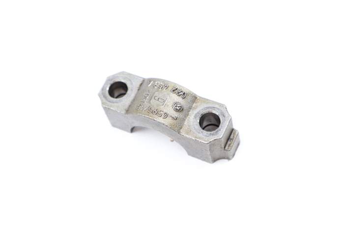 Engine Cam / Camshaft Bearing Cap (6) 022453A main product photo