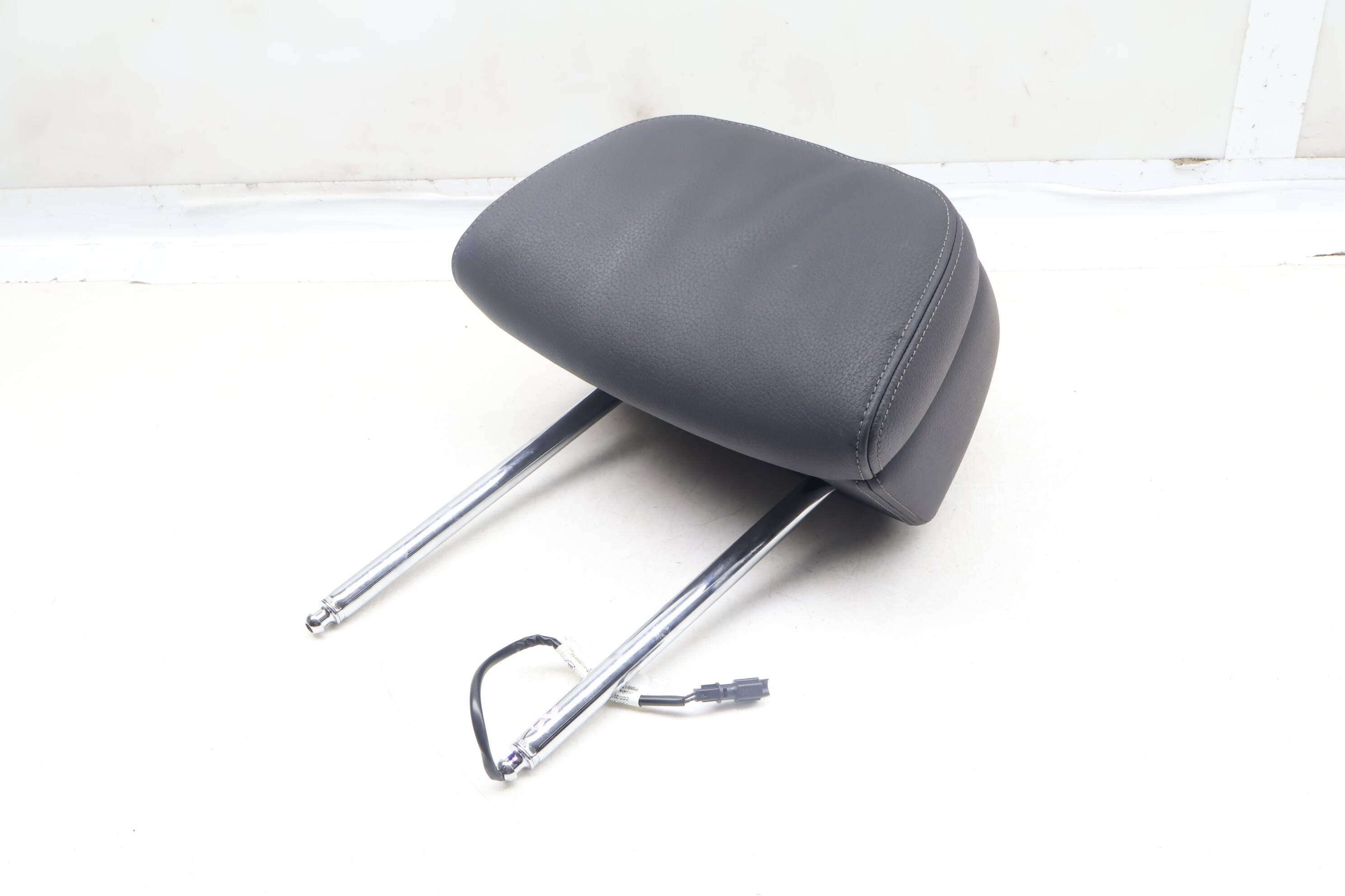 Headrest / Head Rest 52107479878