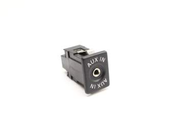Aux-In / Auxiliary Socket 5M0035724