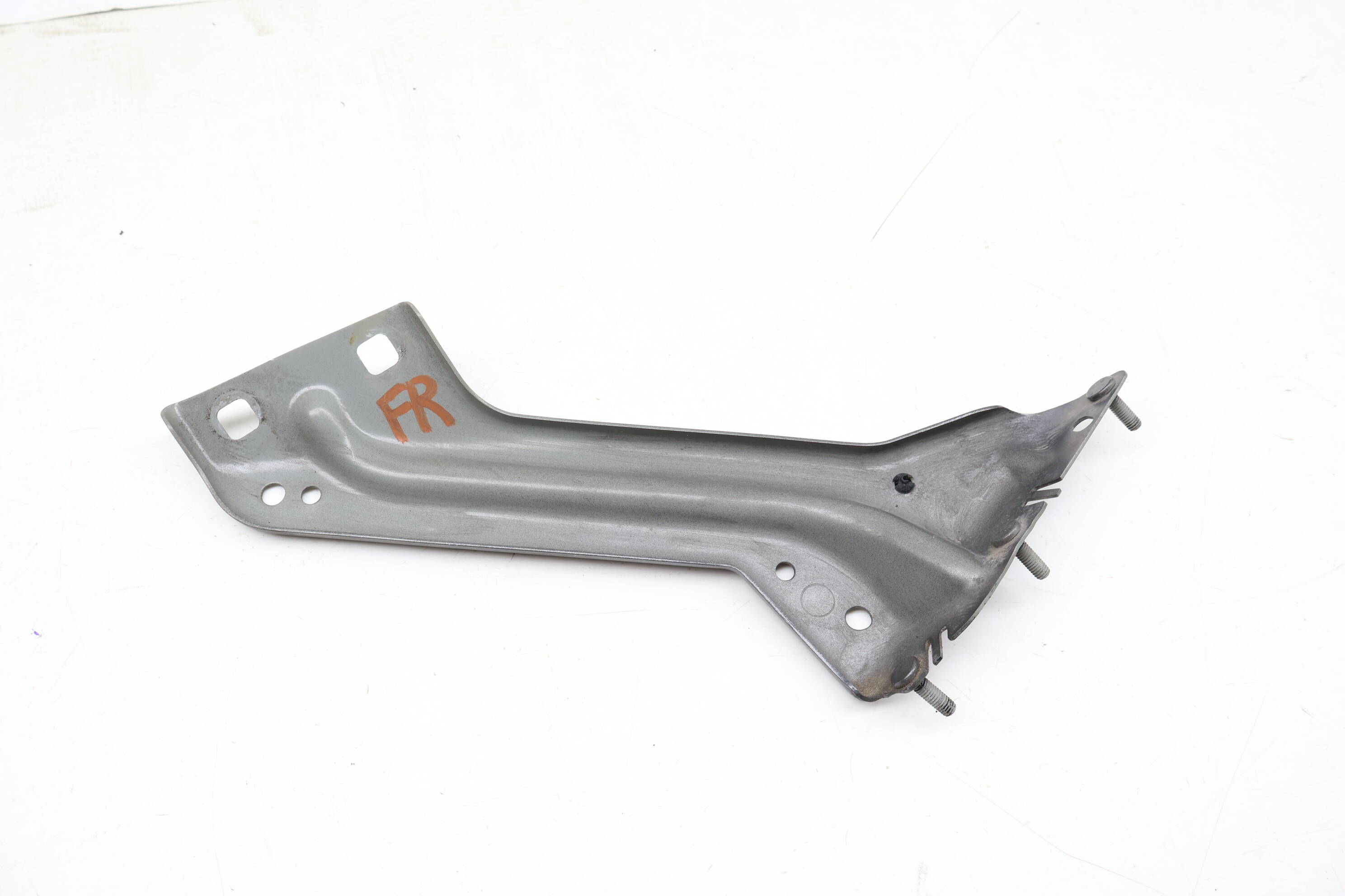 Fender Support Bracket 8R0821136