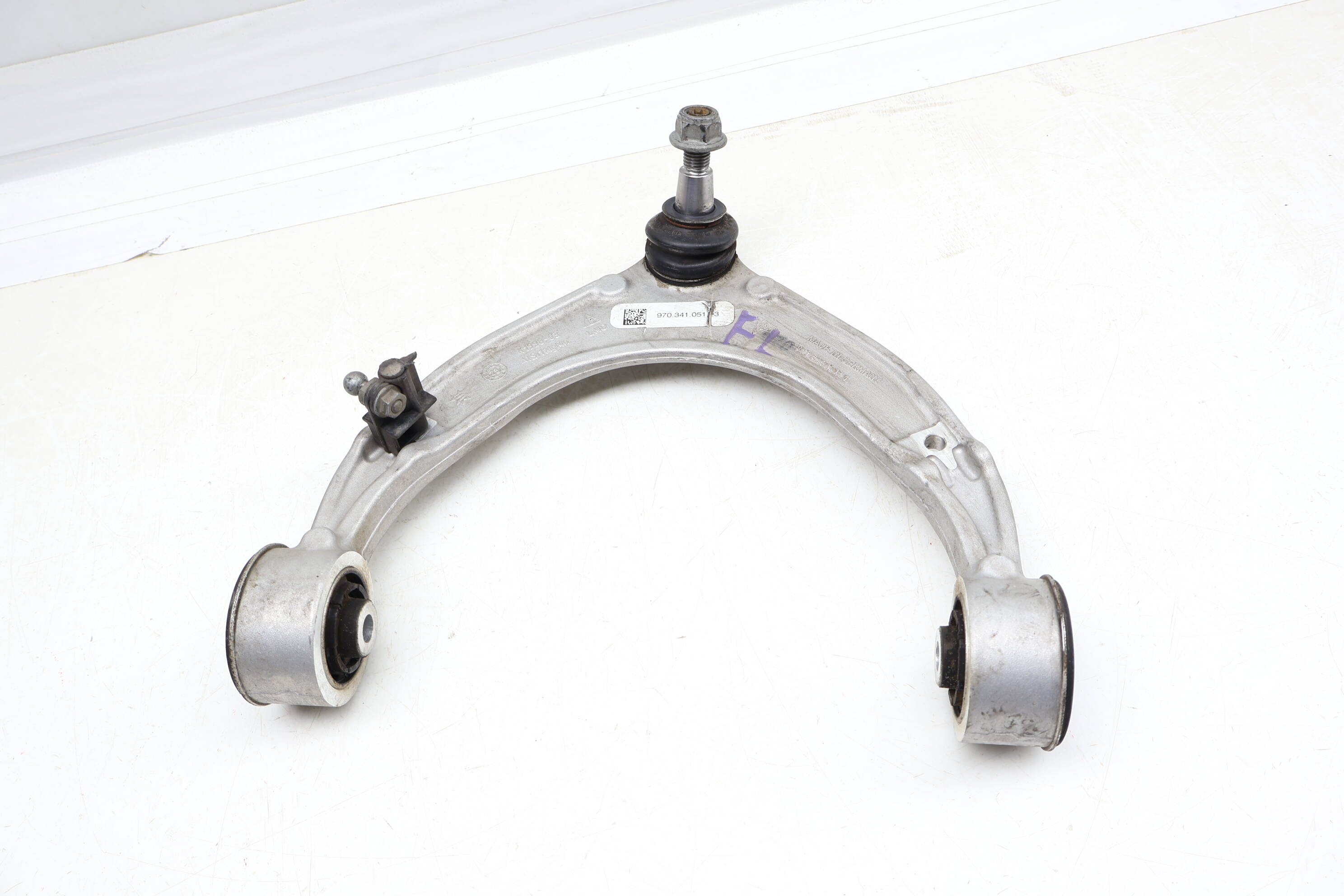 Lower Control Arm 97034105123