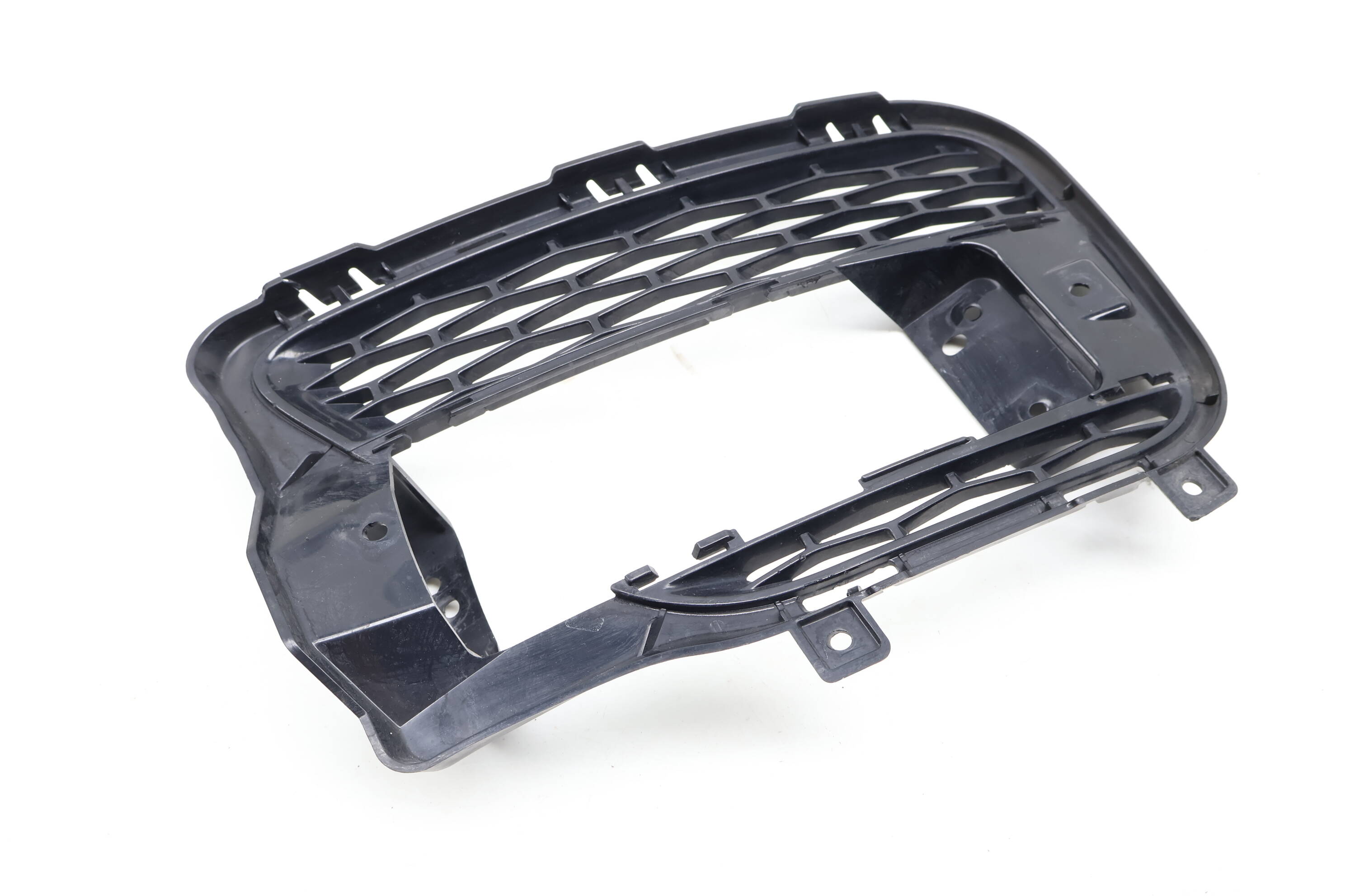 Lower Bumper Fog Light Grille DK6217K947AA