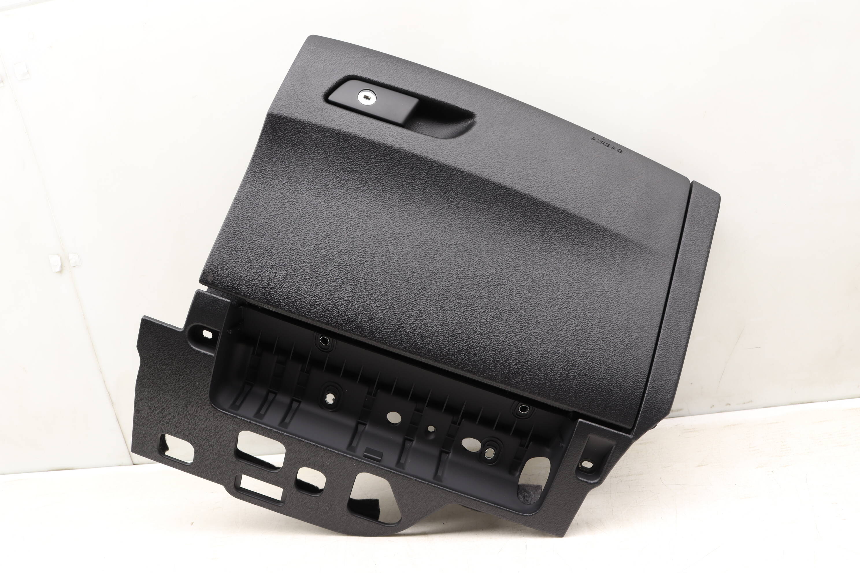 Glove Box / Compartment 8W1880302