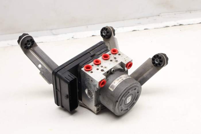 Abs Pump / Module Unit 34516869933 main product photo