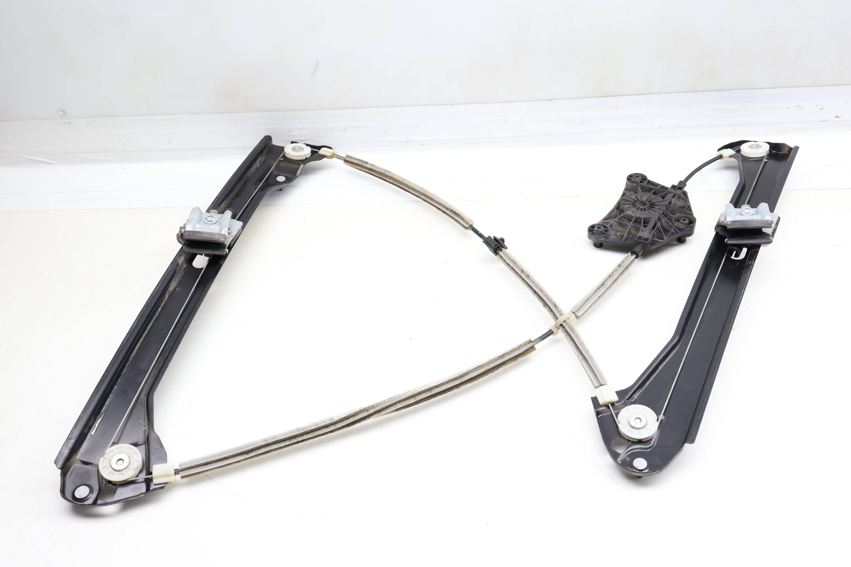 Window Regulator 561837461D