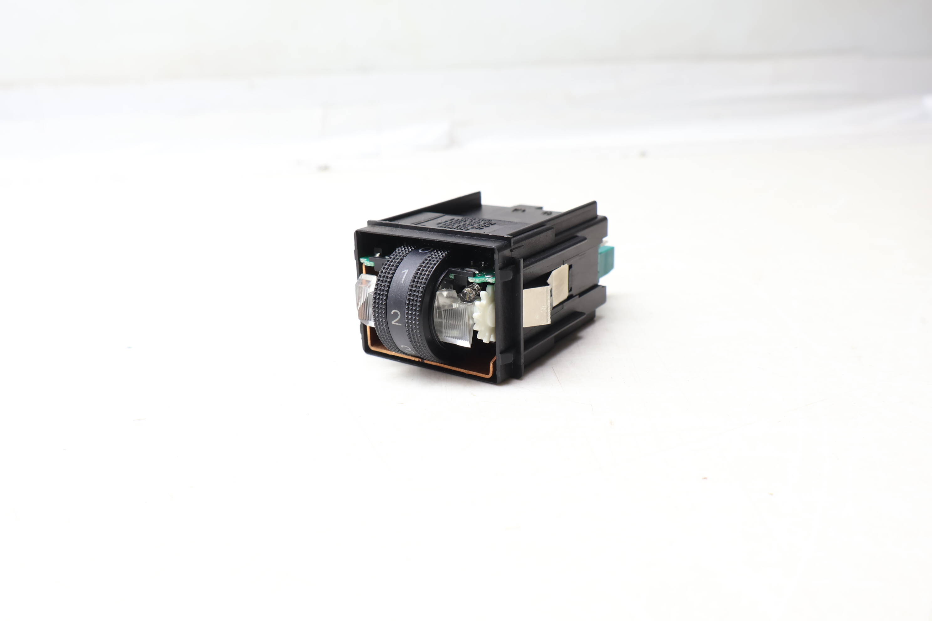 Heated Seat Switch / Dial 4B0963563C