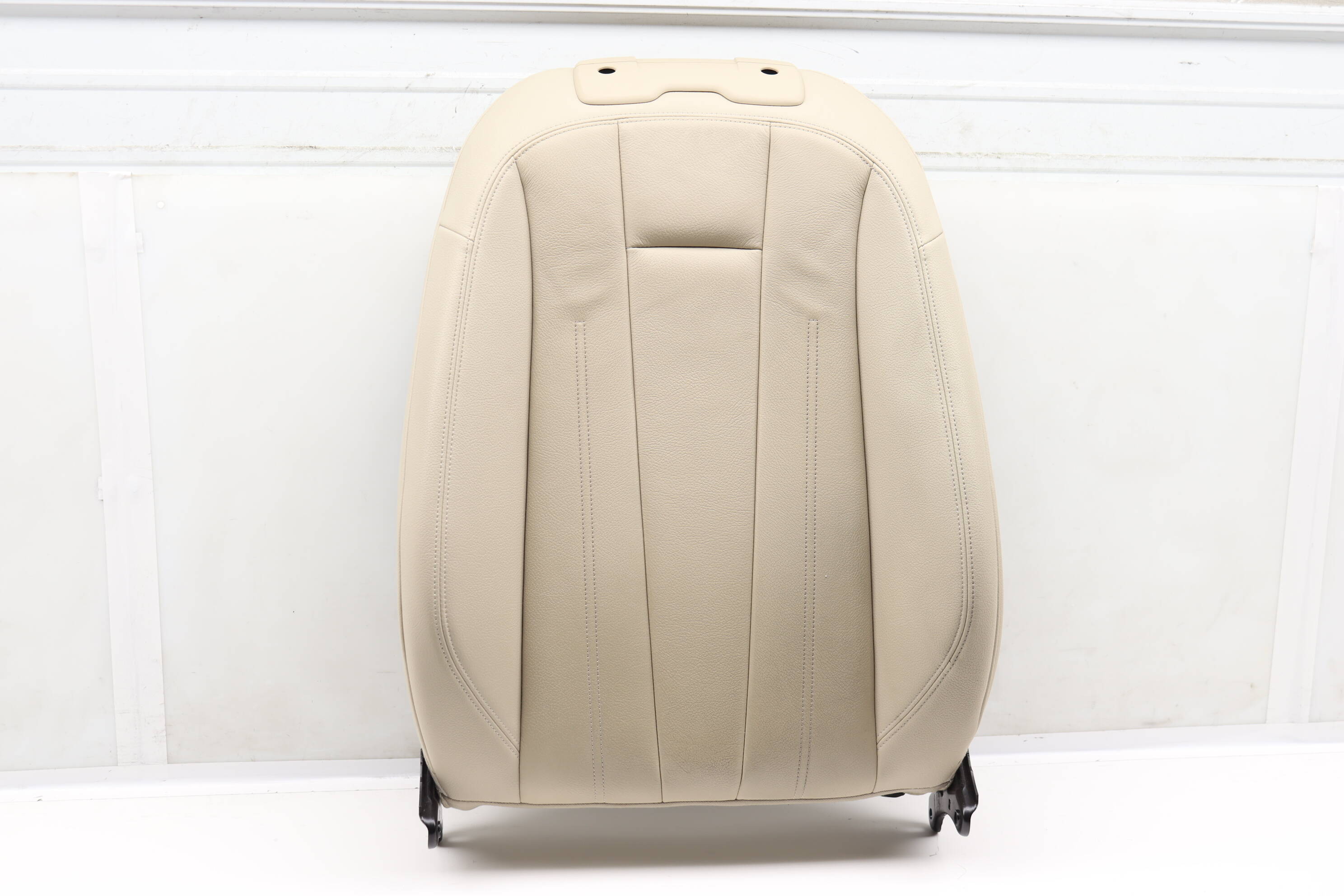 Upper Seat Backrest Cushion Assembly 8W0881805B