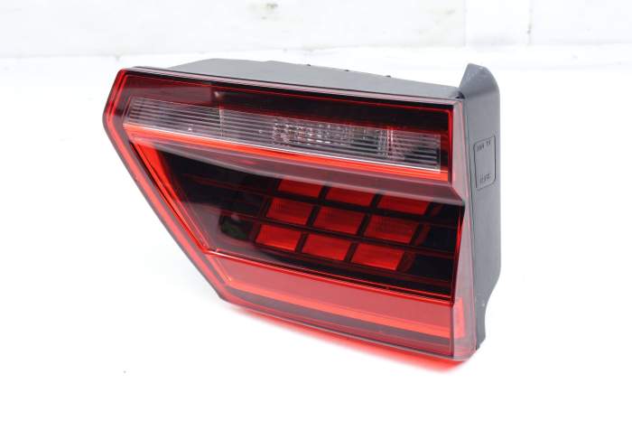 Inner Tail Light / Lamp 3CN945307A main product photo