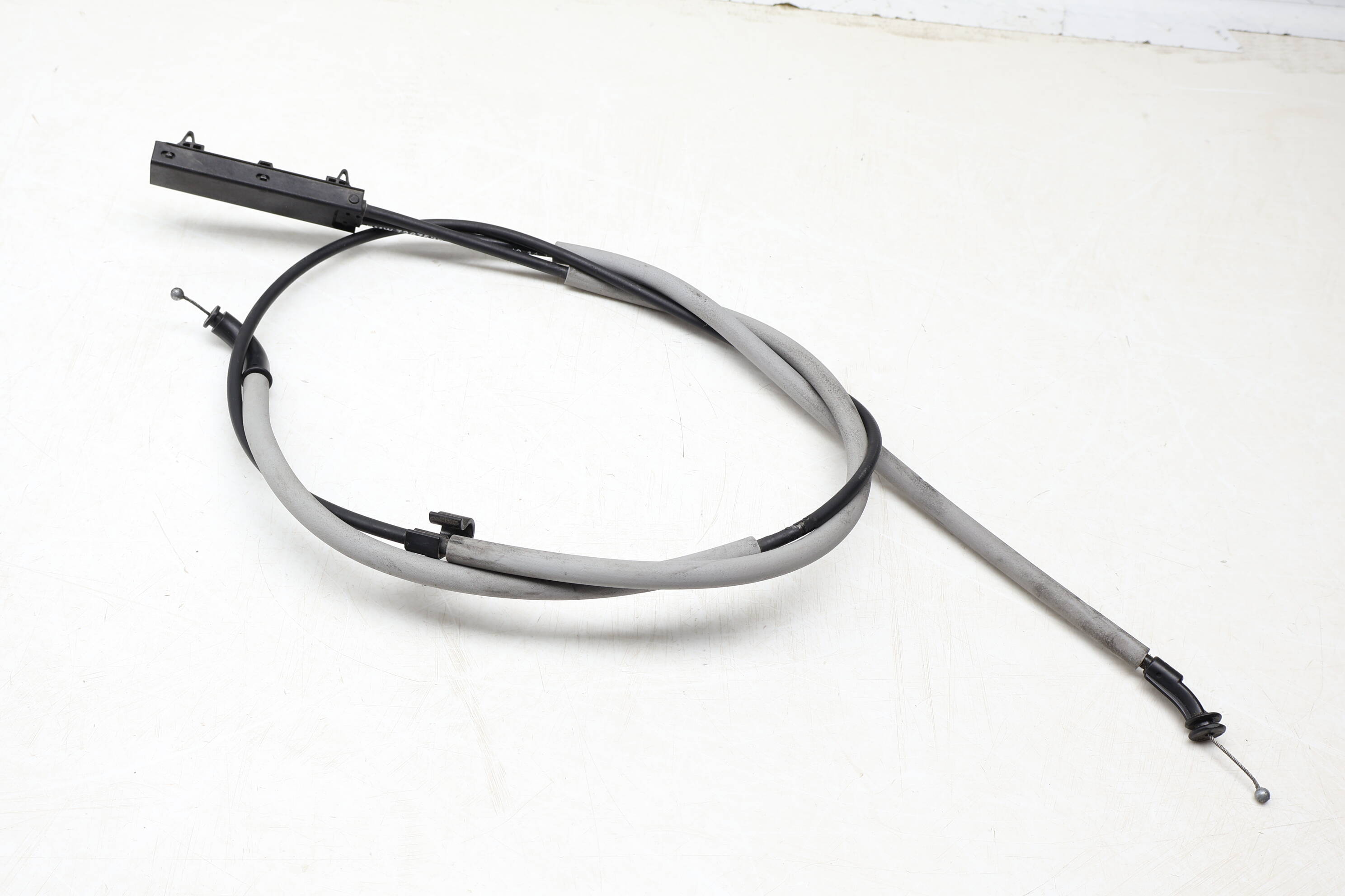 BMW Front Hood Latch Release Cable (X5, X6) 51237367536