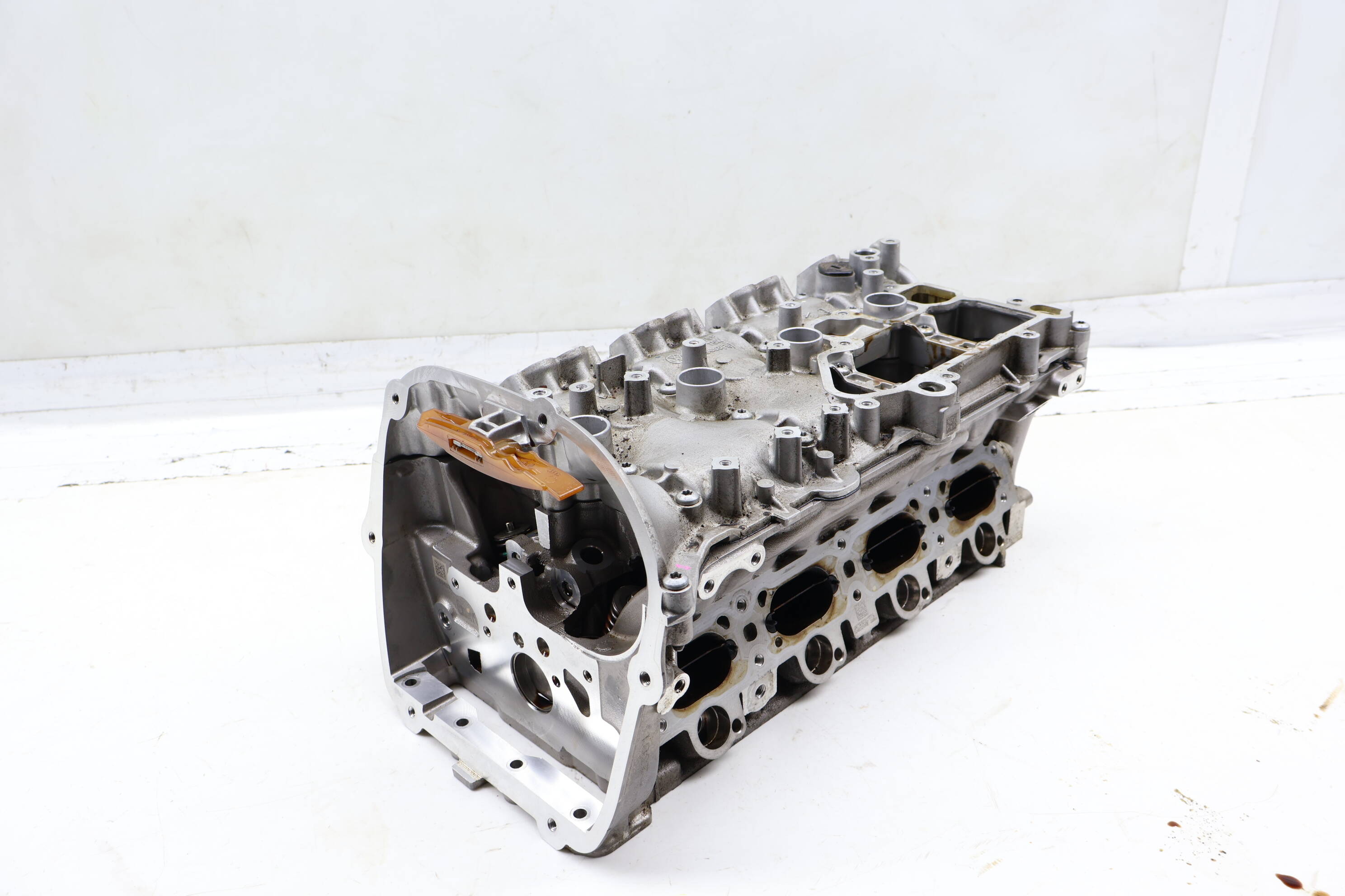 Engine Cylinder Head 06N103063F