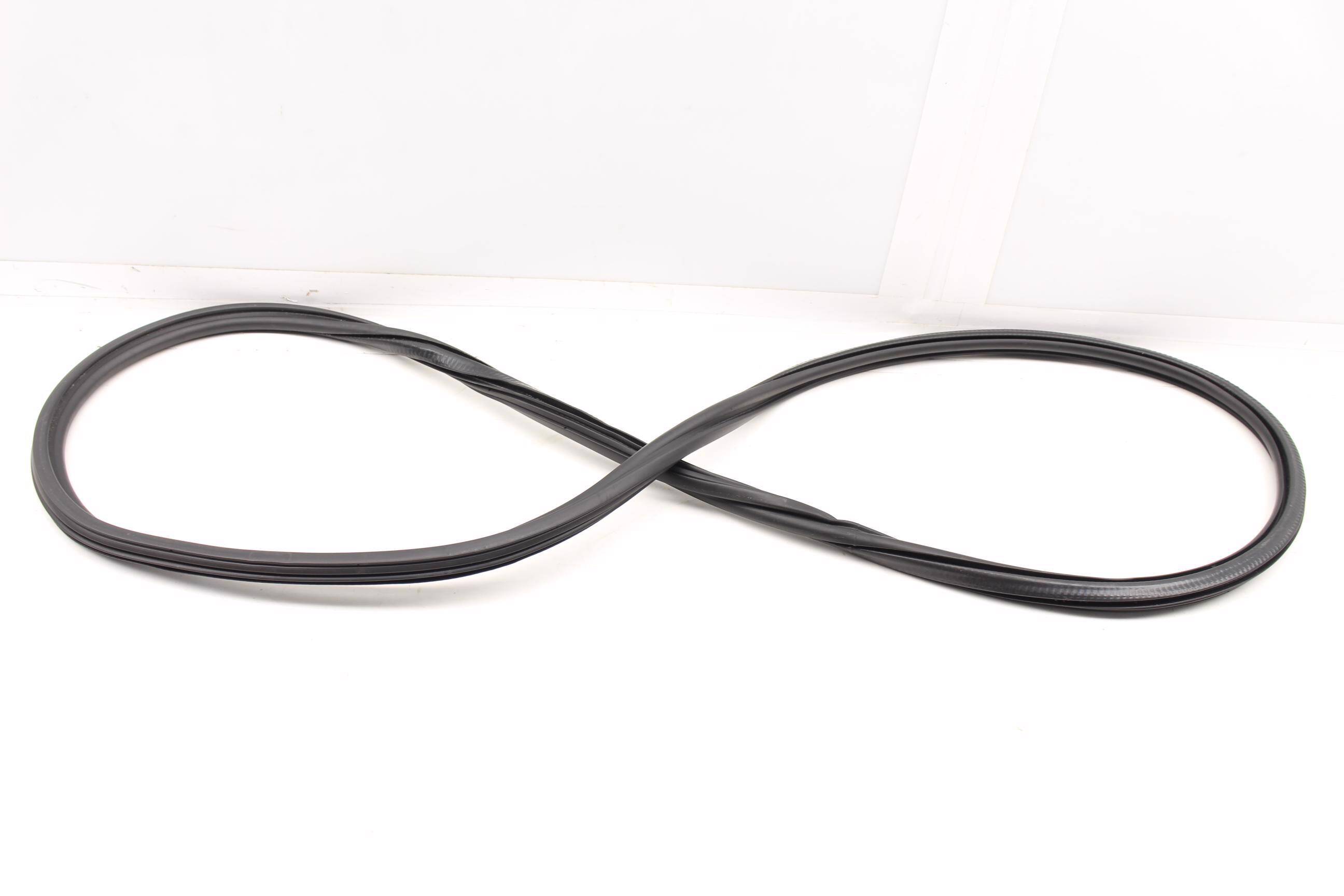 Inner Door Seal / Weather Stripping 4G5833721A