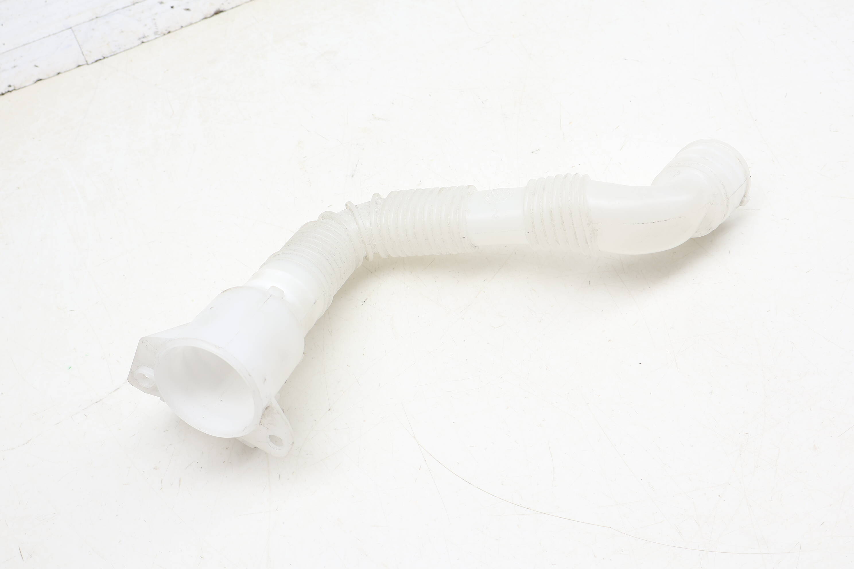 Windshield Washer Reservoir Filler Tube / Neck 8Y0955463A