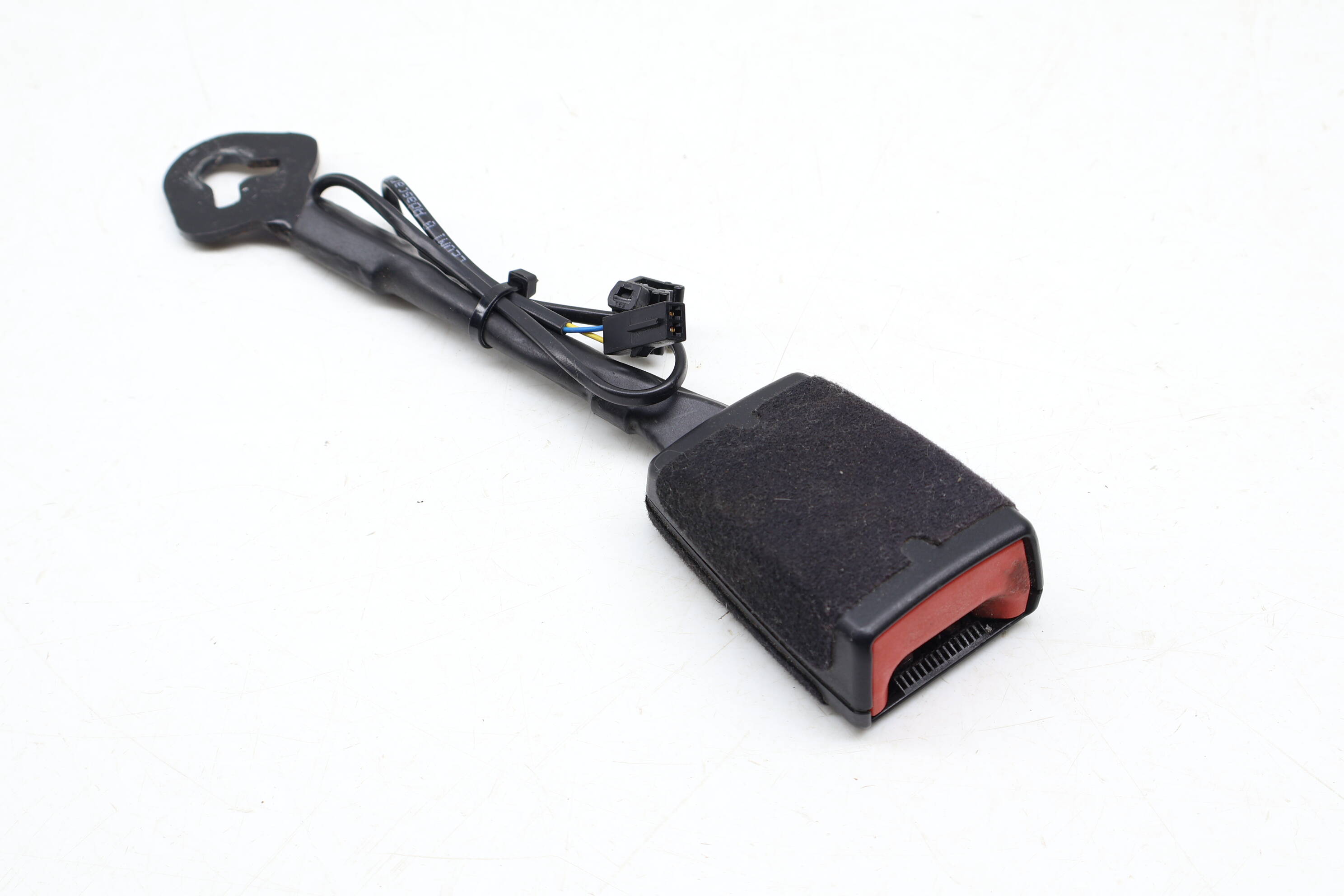 Seat Belt Buckle / Receiver 561857756K