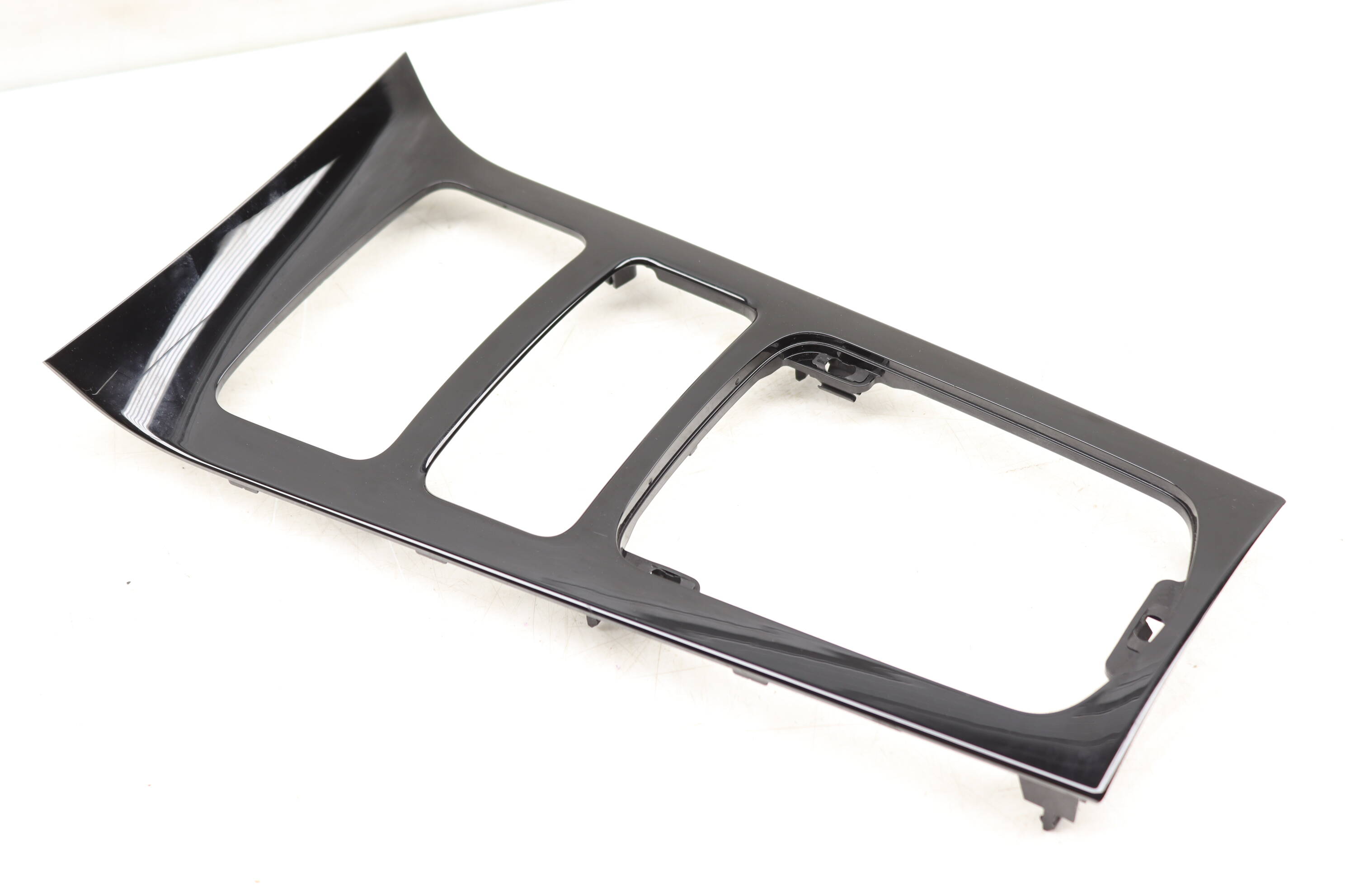 Center Console Trim Panel 7P5863324F 95855332400