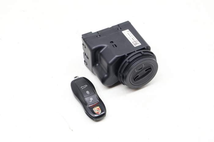 Ignition Lock Switch / Cylinder Set W/ Key 95B898375E main product photo