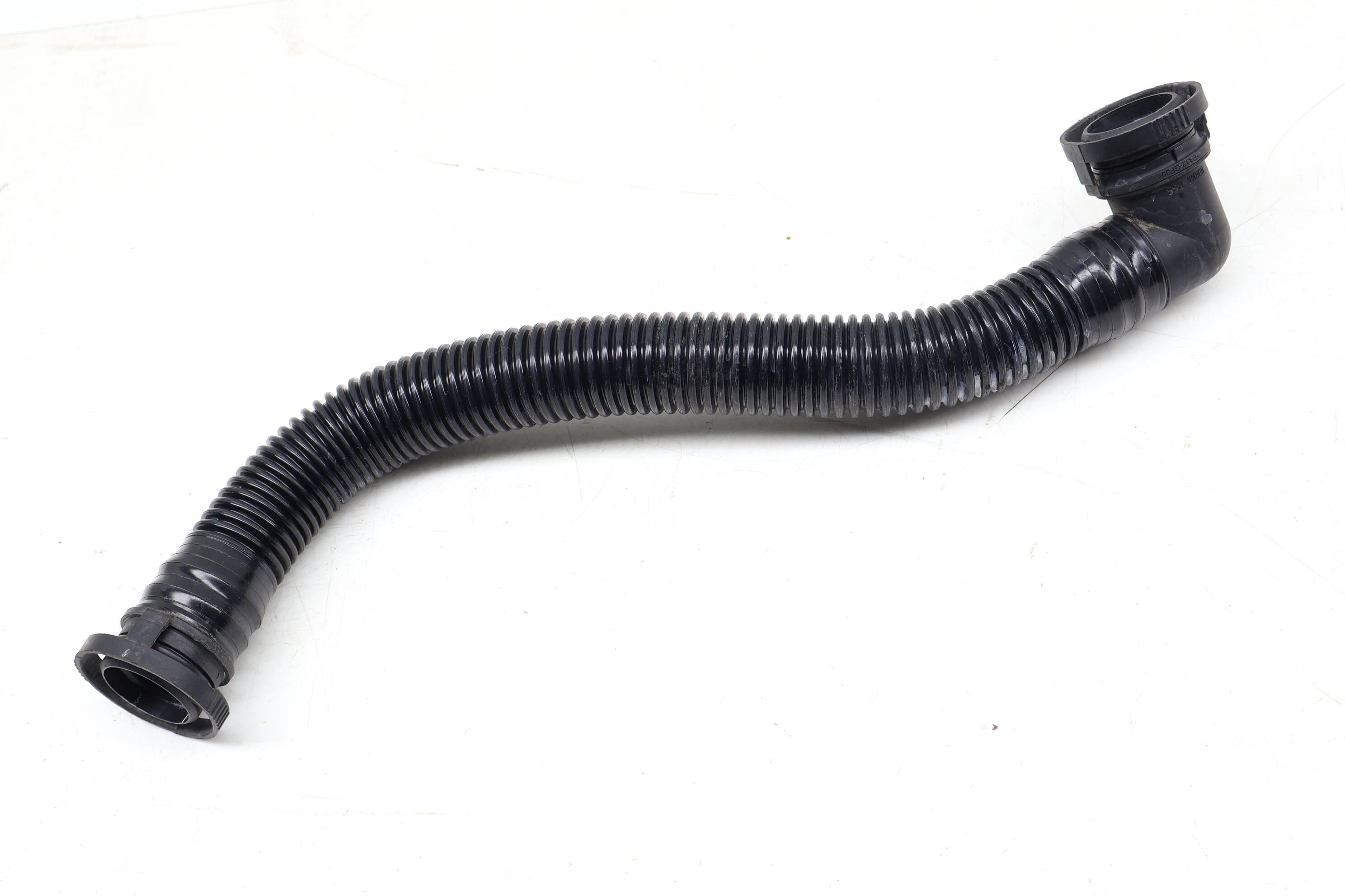 Secondary Air Pump Hose / Line 7L0131625D