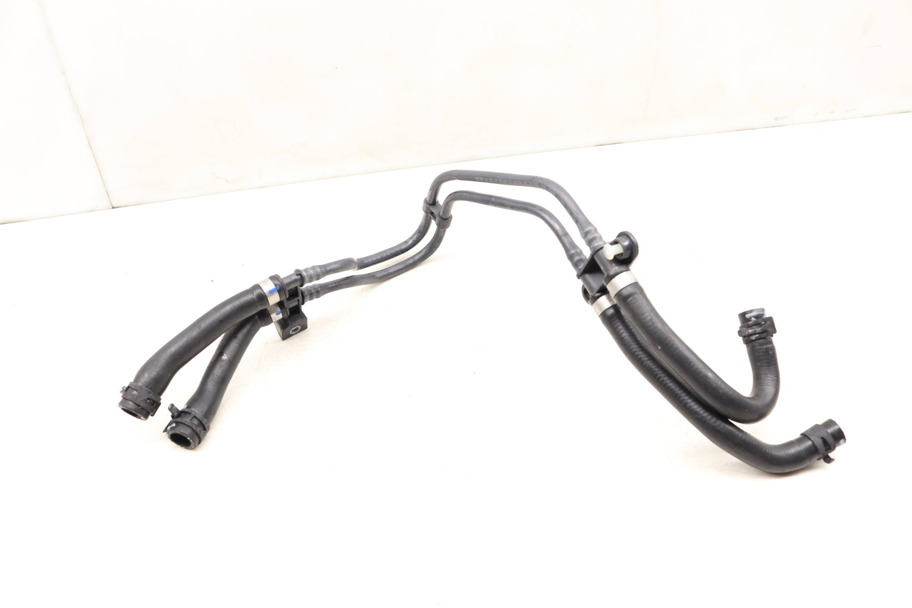 Coolant Pipe / Line / Hose Set 9J1121162C