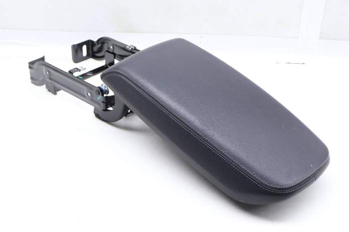 Center Console Arm Rest / Armrest 51169204246 main product photo