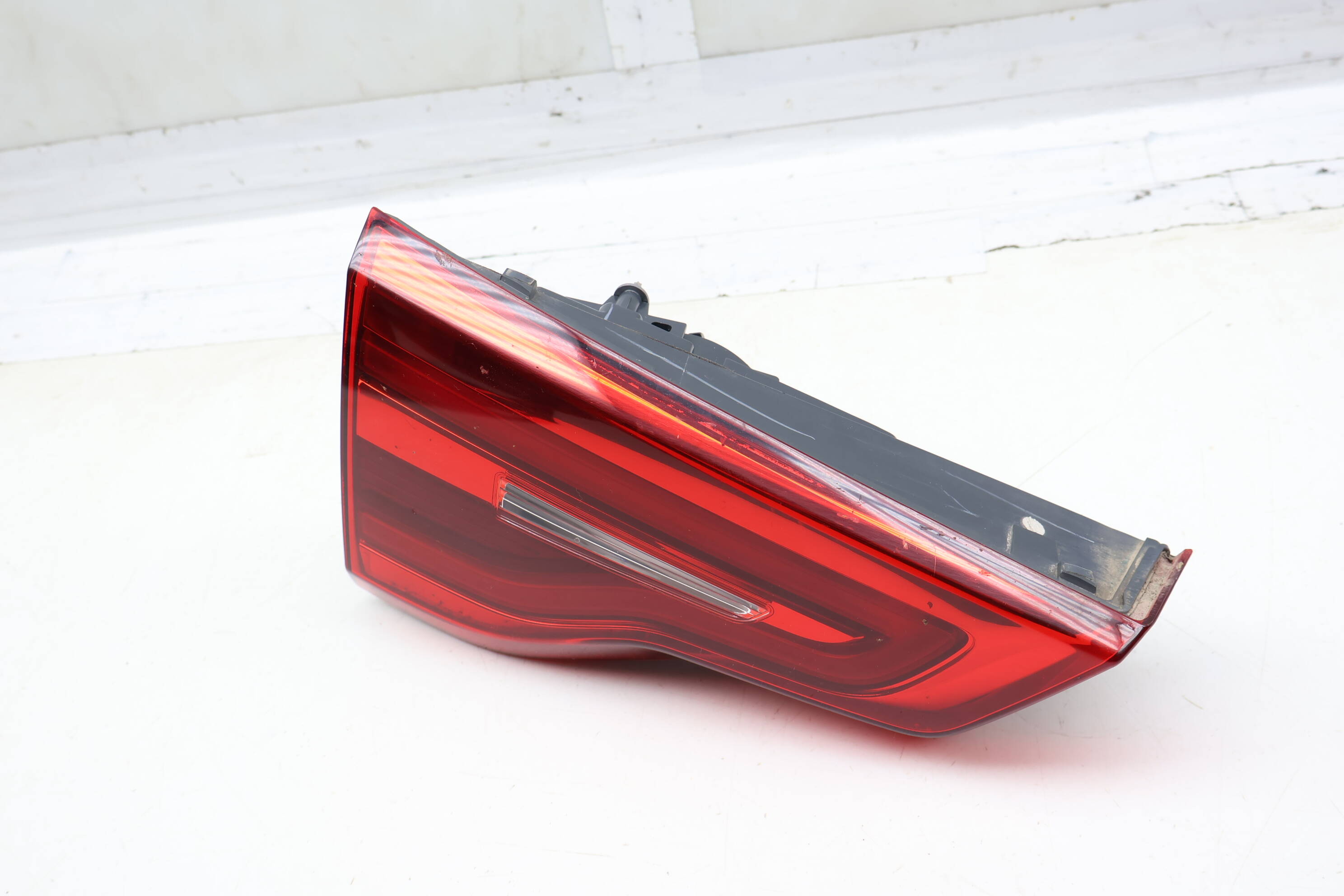 Inner Tail Light / Lamp 63217408741