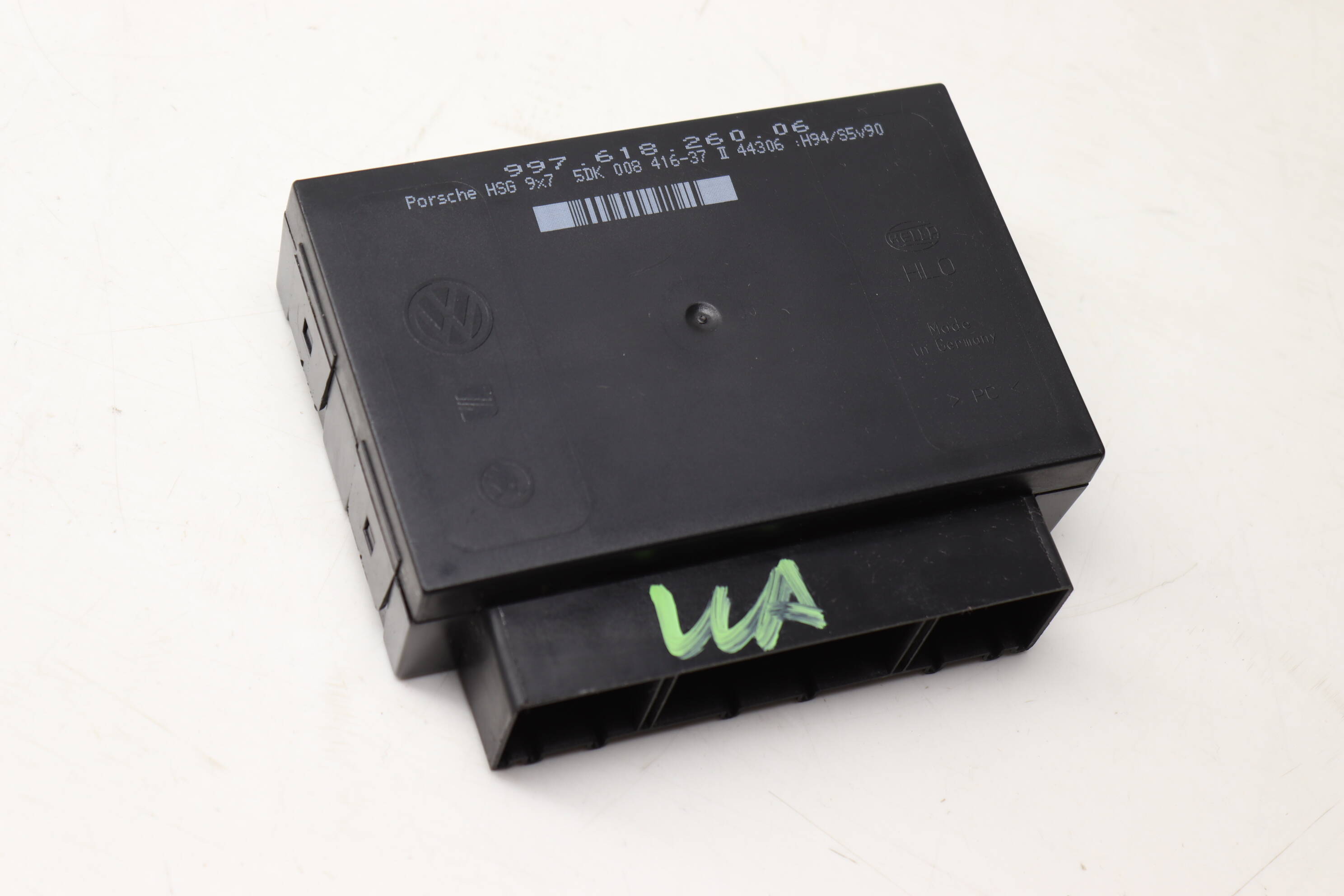 REAR - BODY CONTROL MODULE / BCM - PORSCHE 911 BOXSTER CAYMAN -