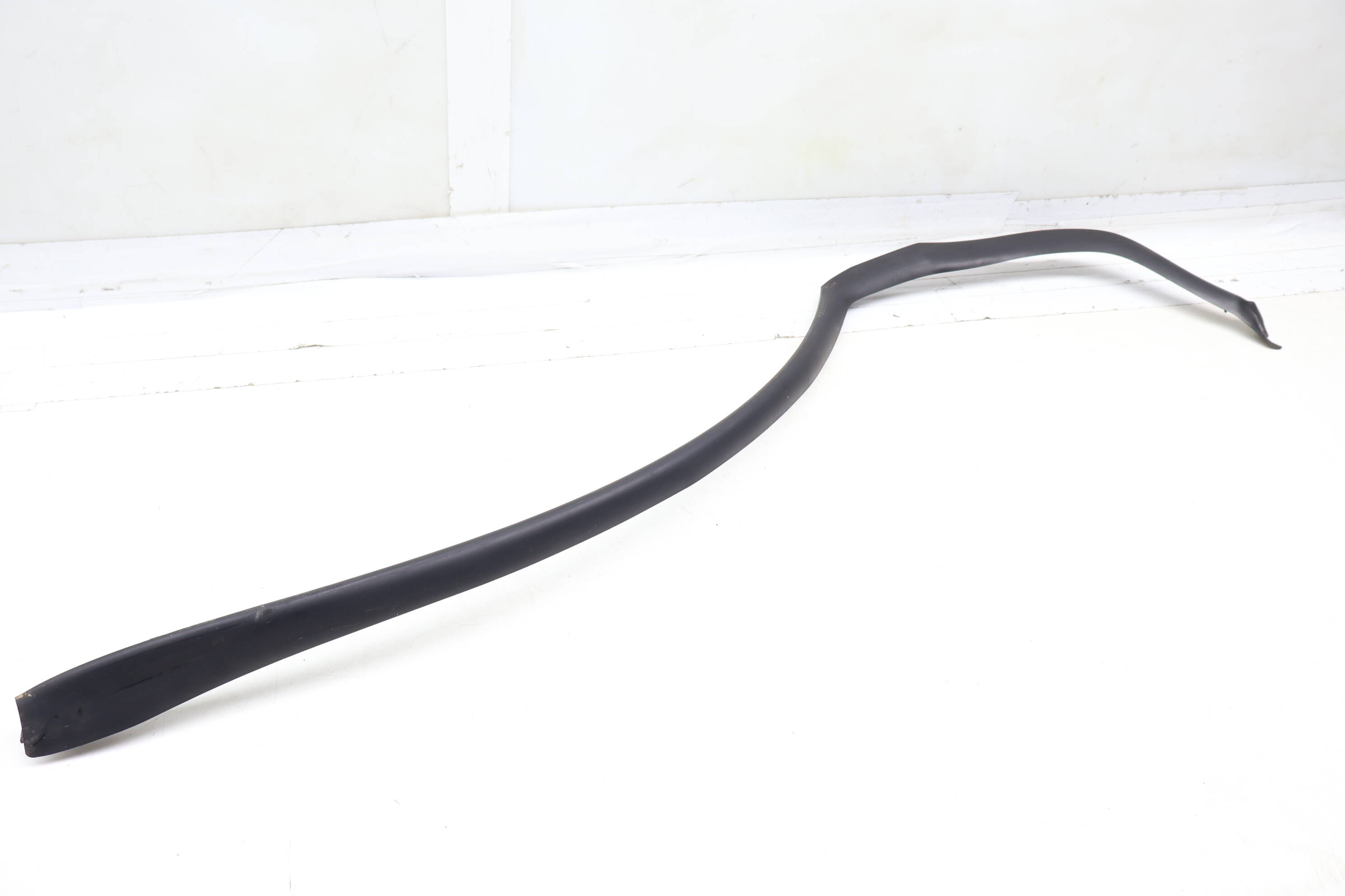 Door Seal / Weather Stripping 9Y0839762A