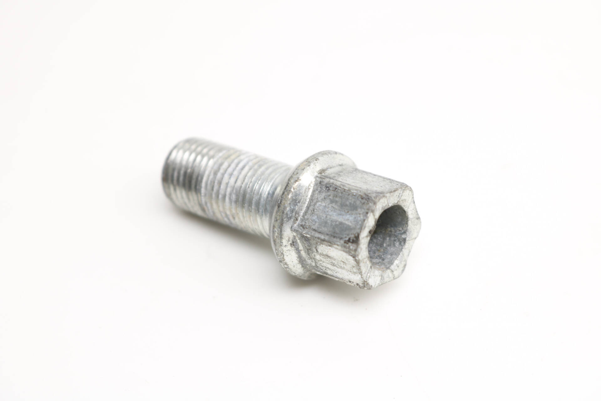Wheel Bolt / Lug Nut WHT001812