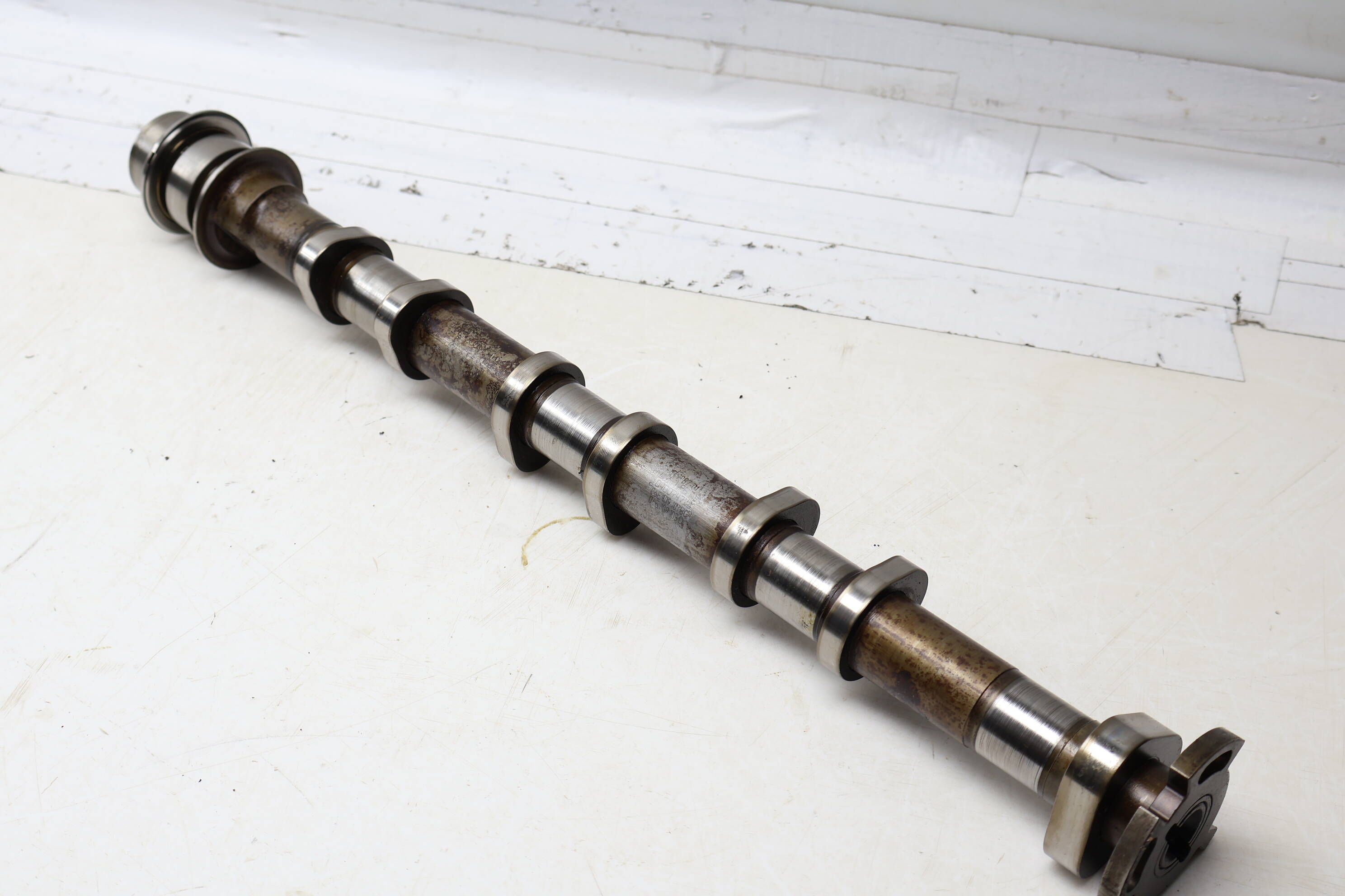 Intake Cam / Camshaft 06E109101BG 95810504100