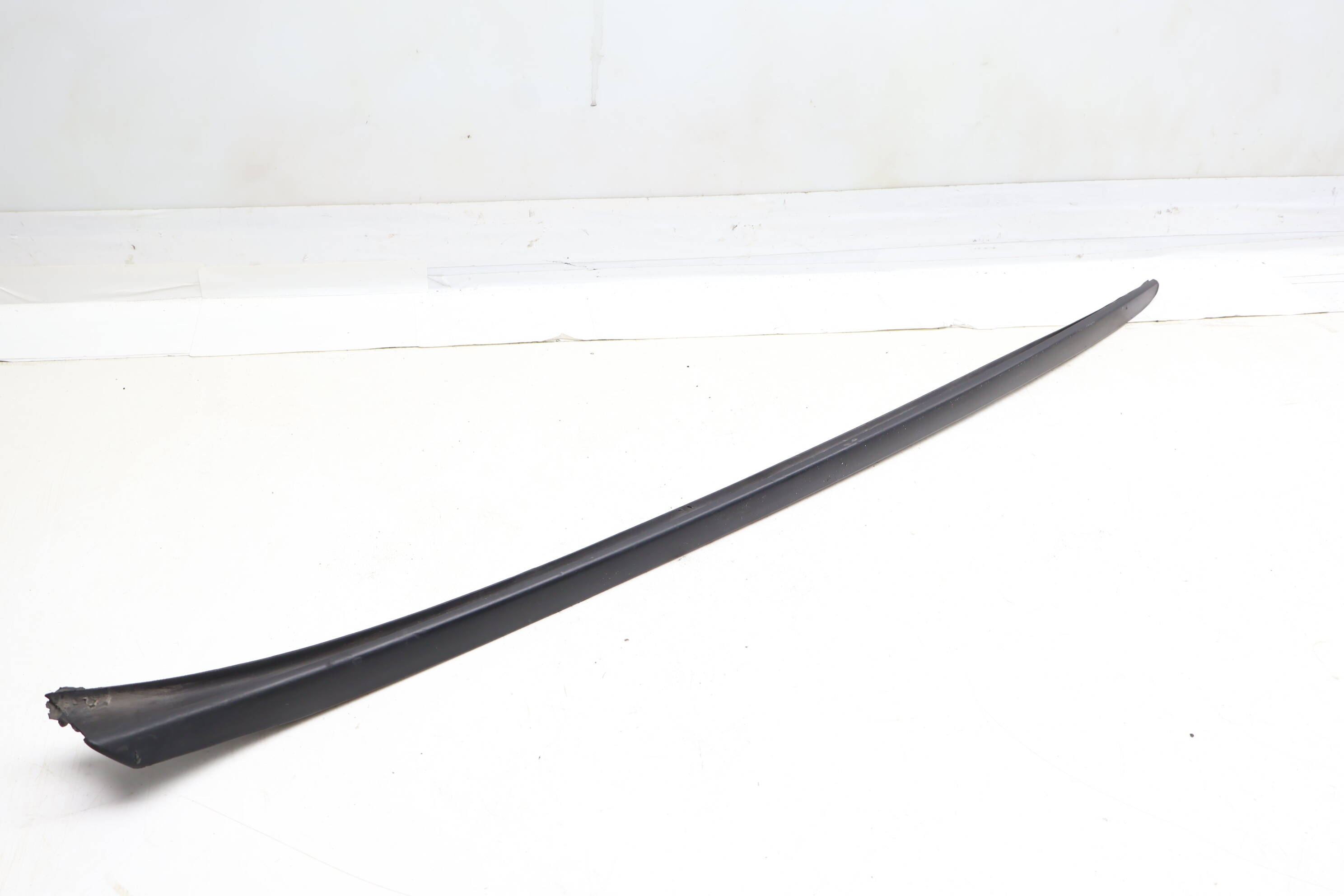 Windshield Side Trim / Seal 8R0854327A