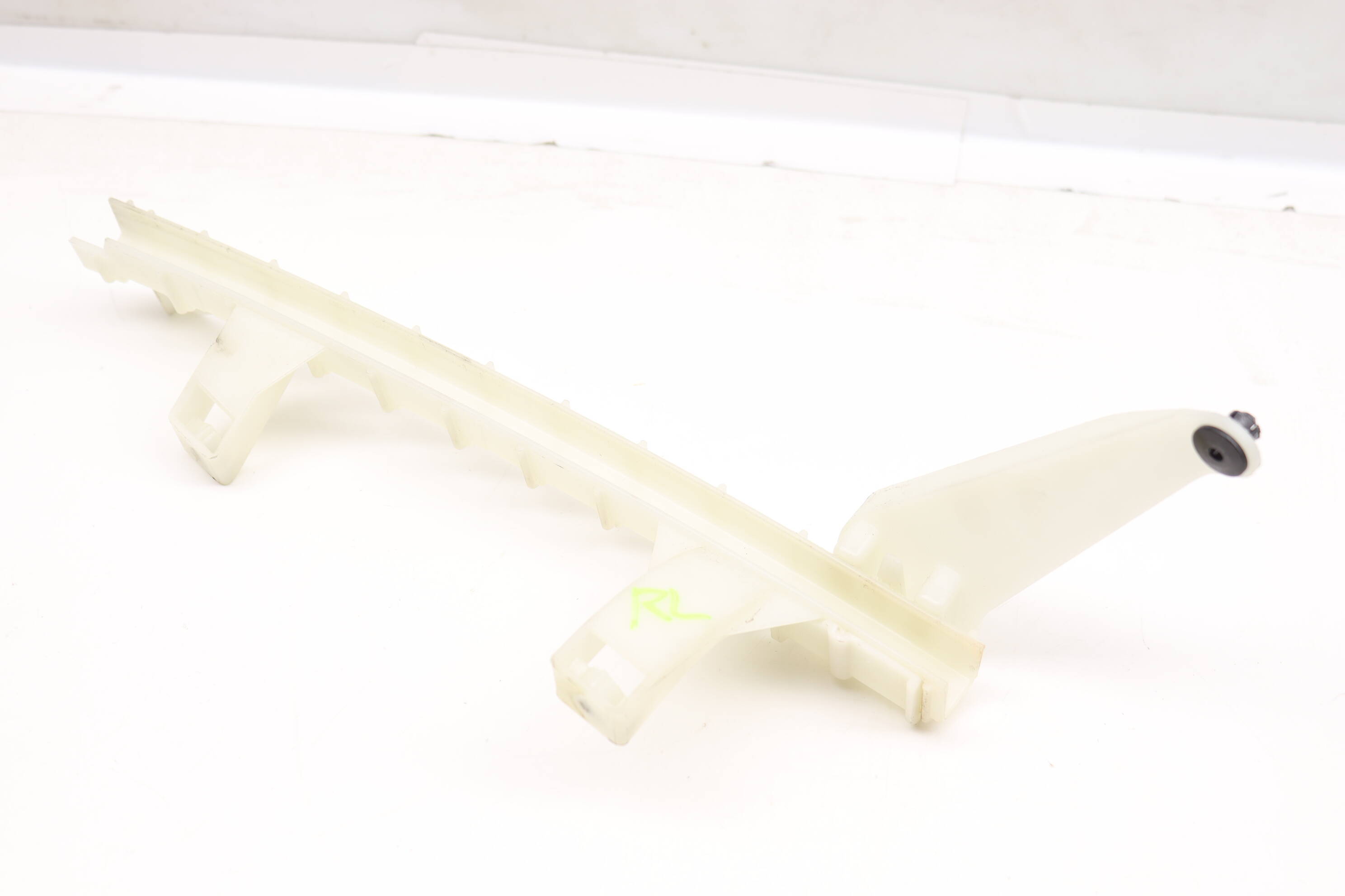 Window Regulator Track 8U0839067B