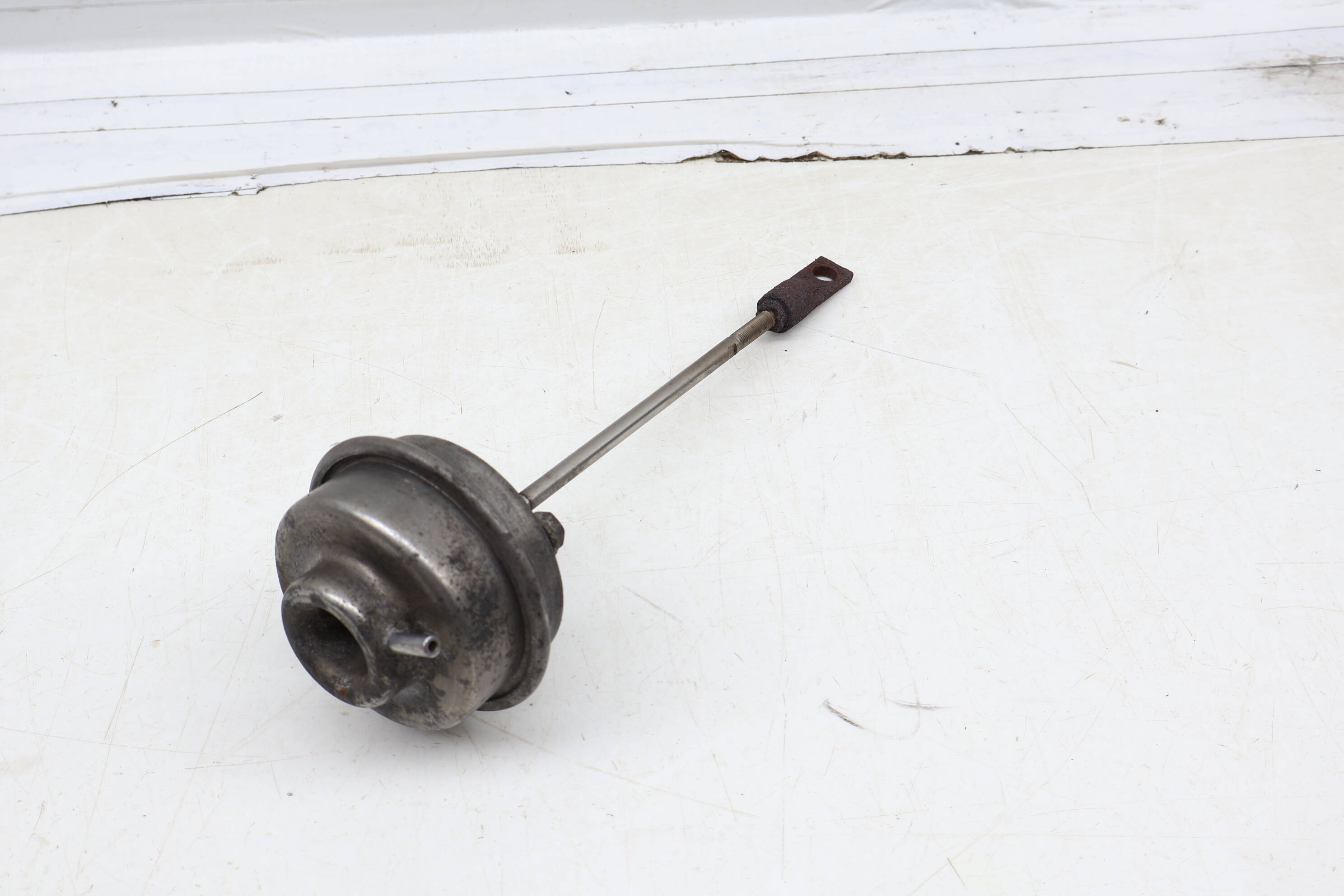 Turbo / Turbocharger Wastegate Actuator 11657593017