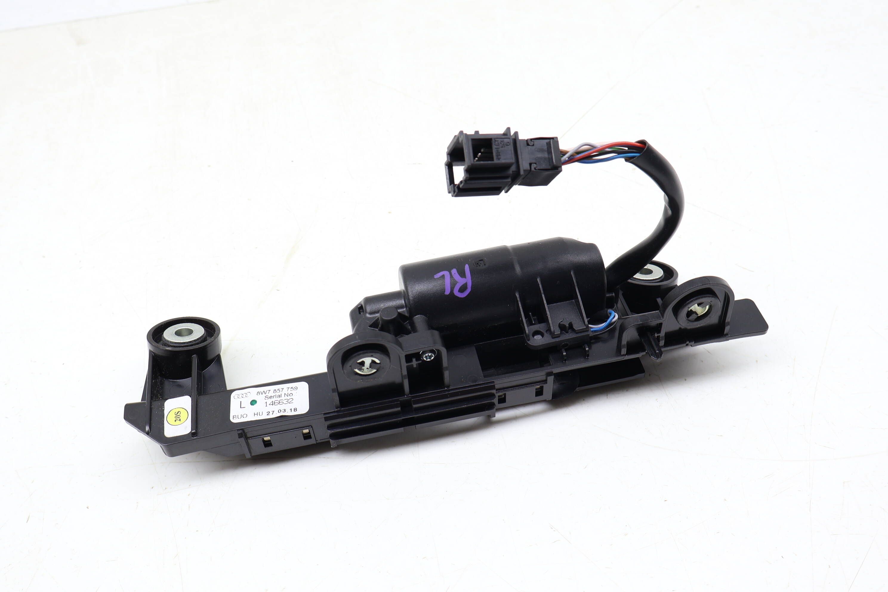 Electric Seat Belt Motor / Pretensioner 8W7857759