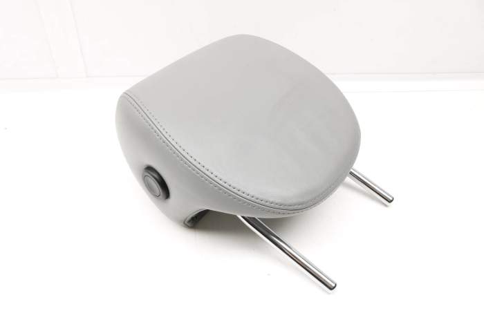 Seat Headrest / Head Rest 7L5885902E 95552281401 main product photo