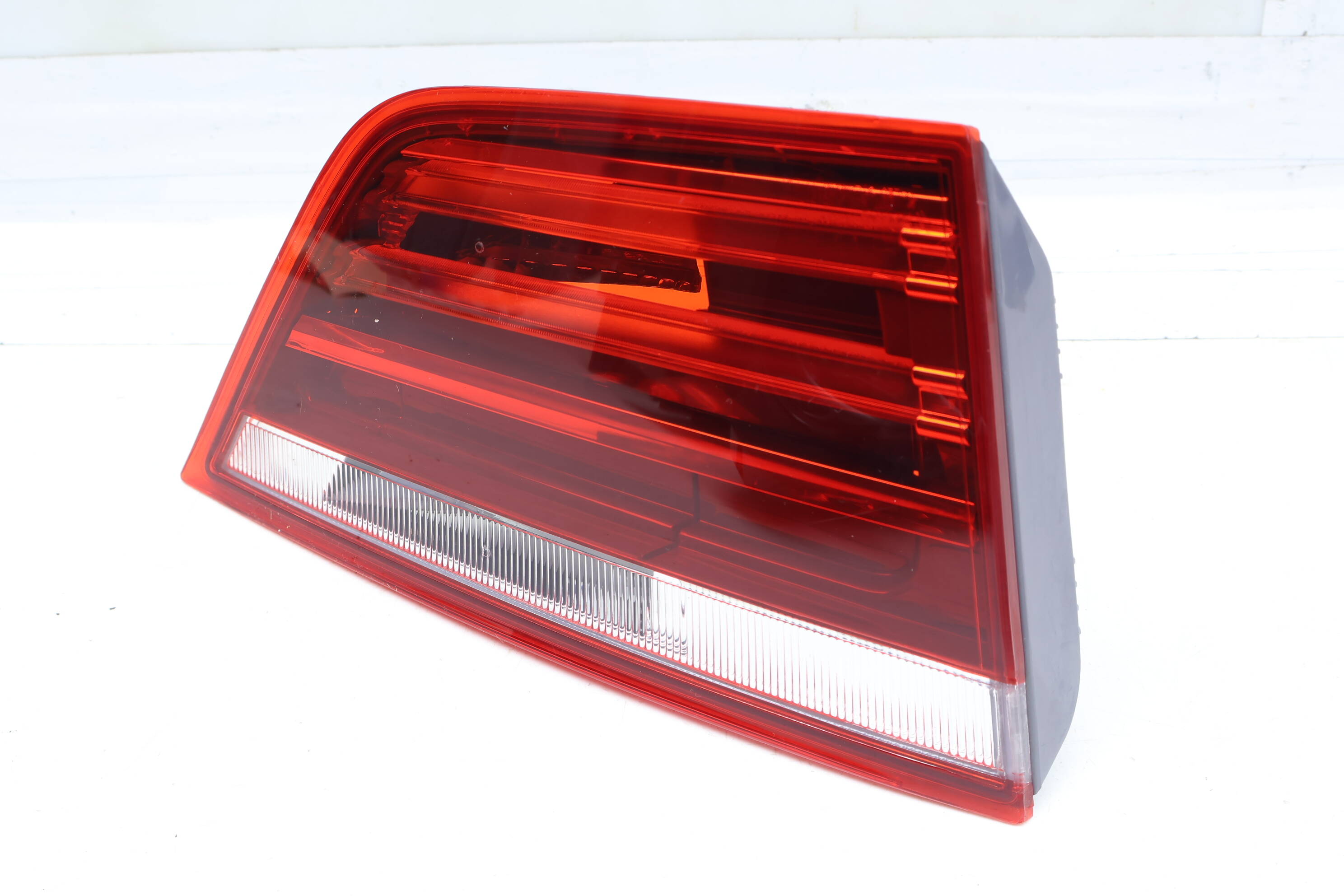 Led Tail Light / Lamp (Inner) 63217217313