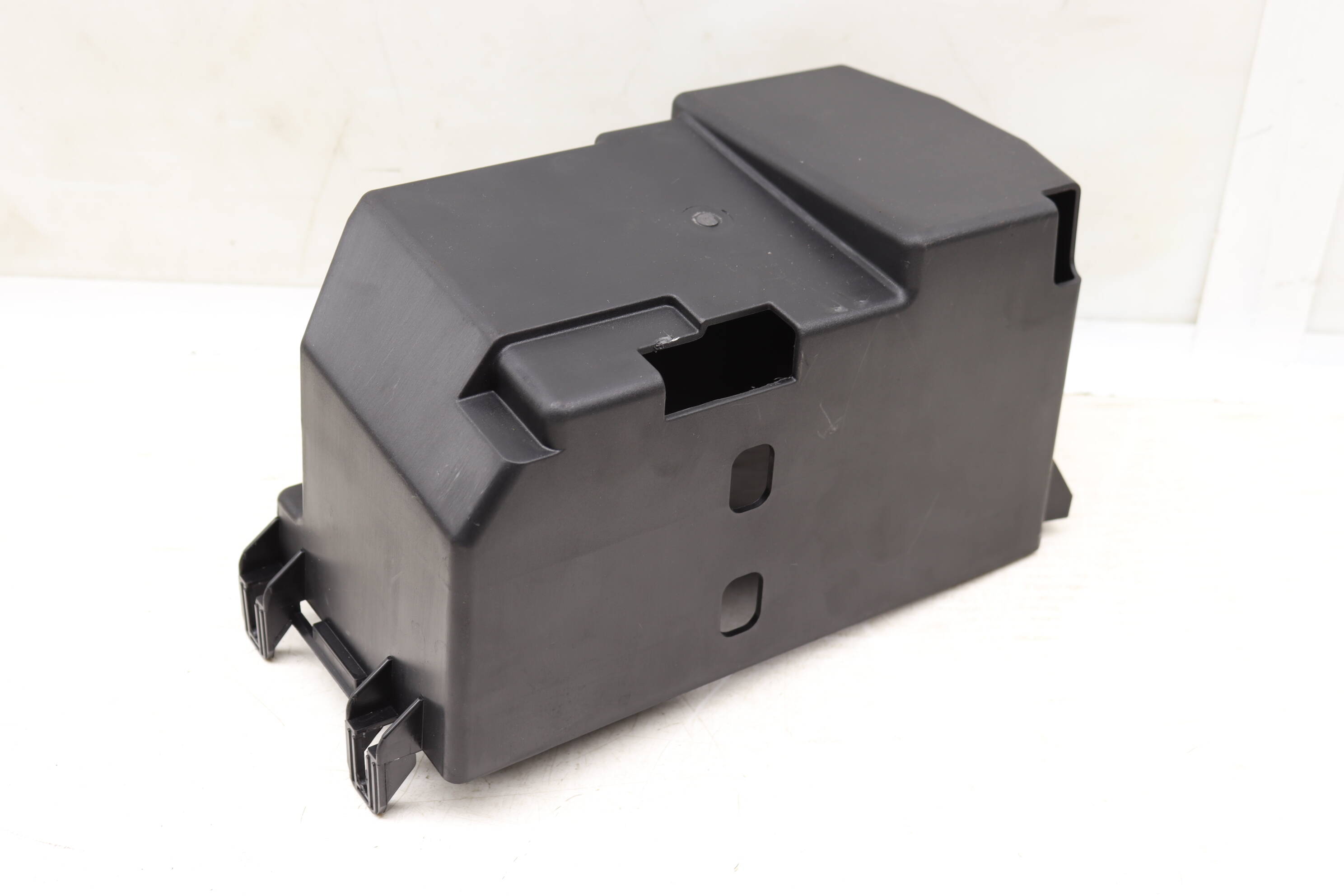 Seat Vacuum Pump Housing 2128000118