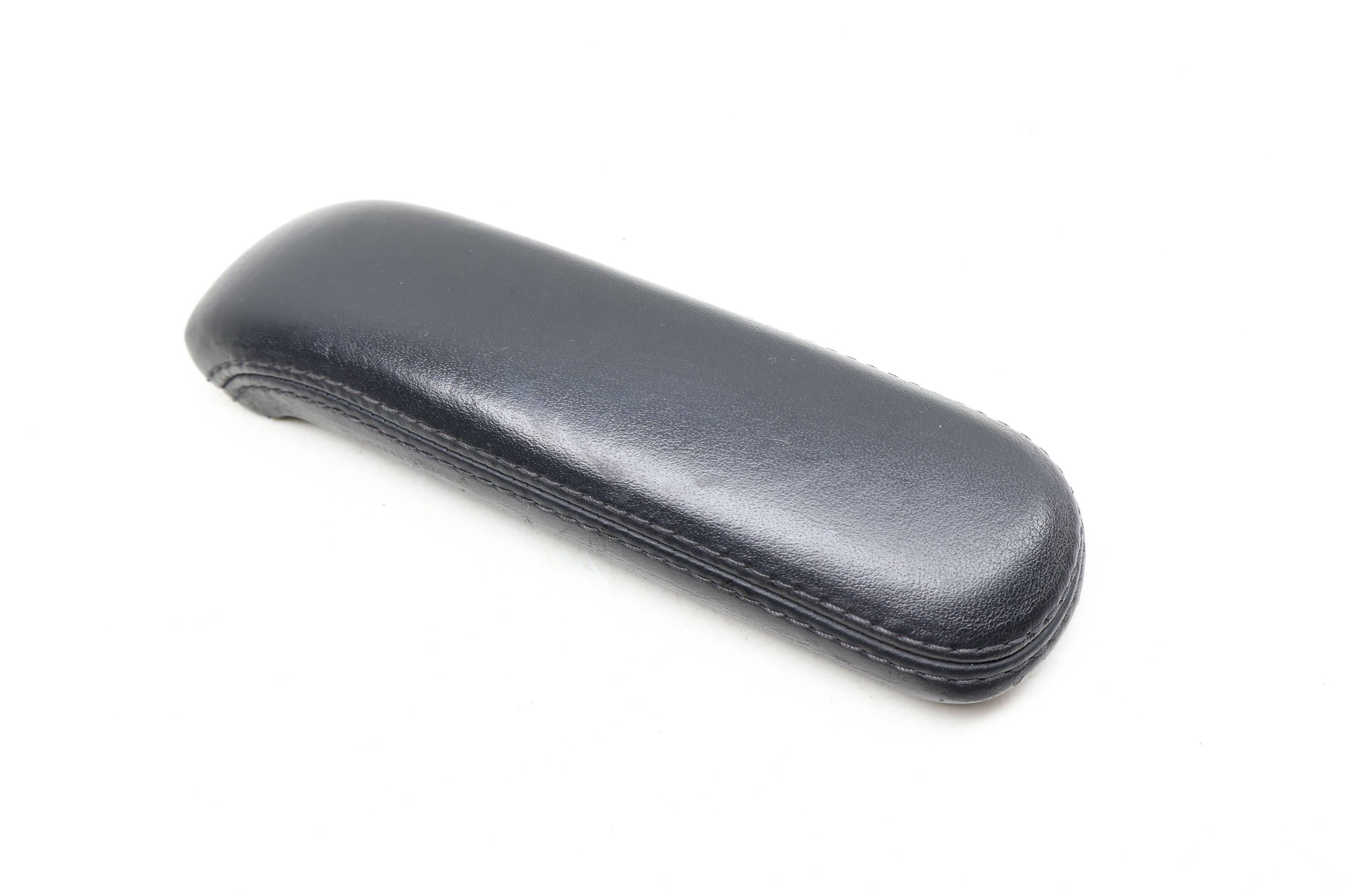 Center Armrest / Arm Rest 8J0864209