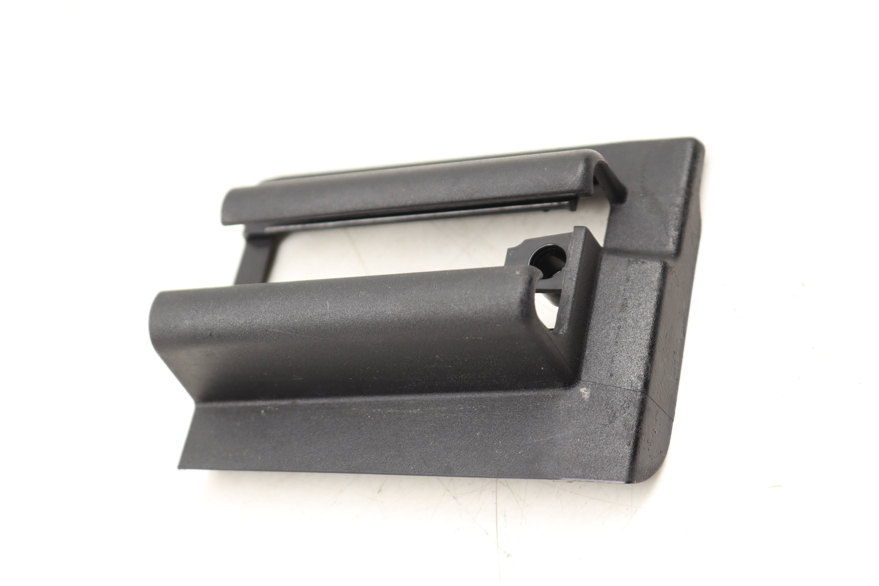 Outer Seat Rail Cover Trim (Front) 2229195200