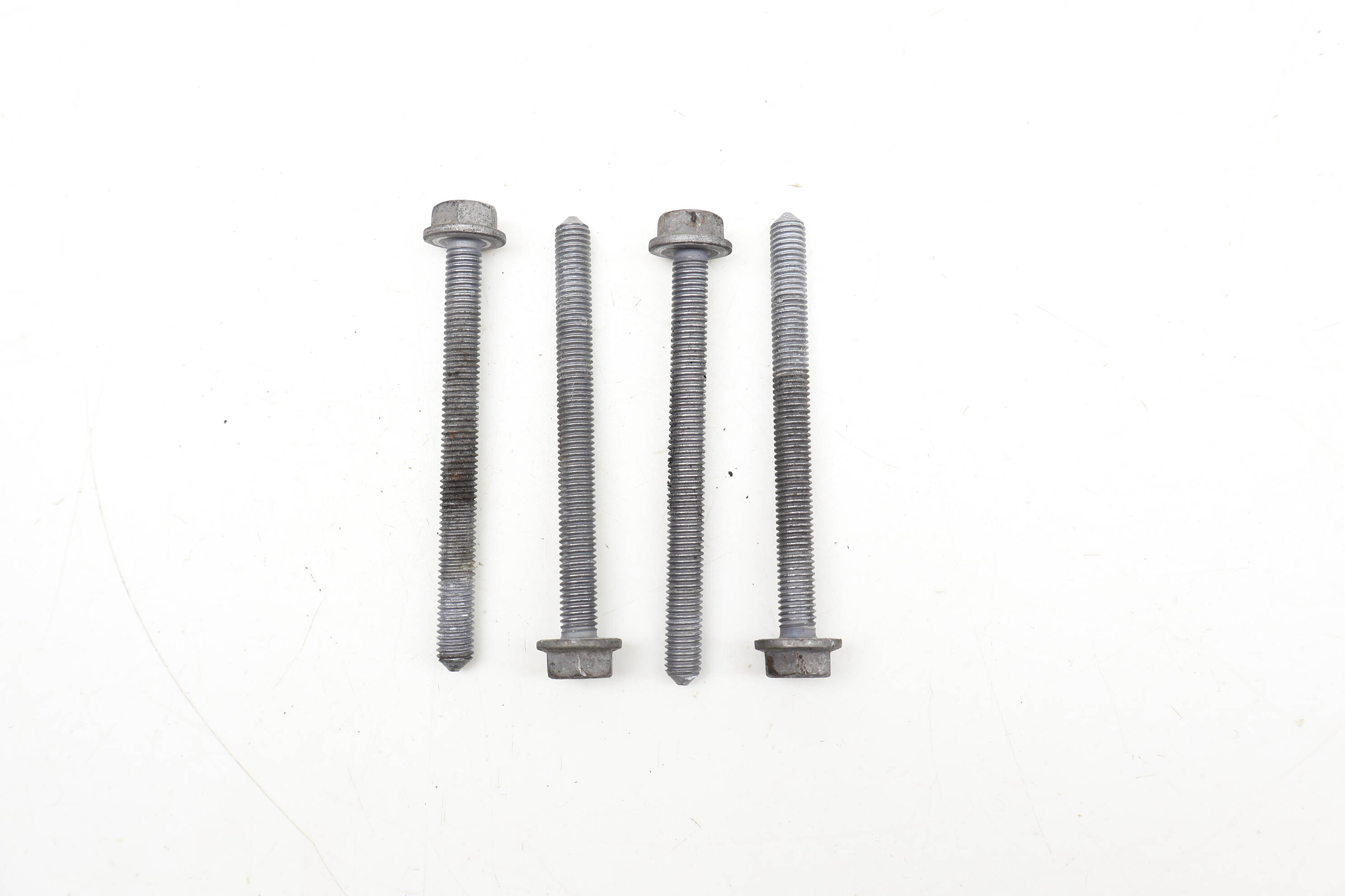 M8x90 Screw / Bolt Set (4) N10610001