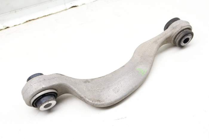 Upper Control Arm 33306871011 main product photo