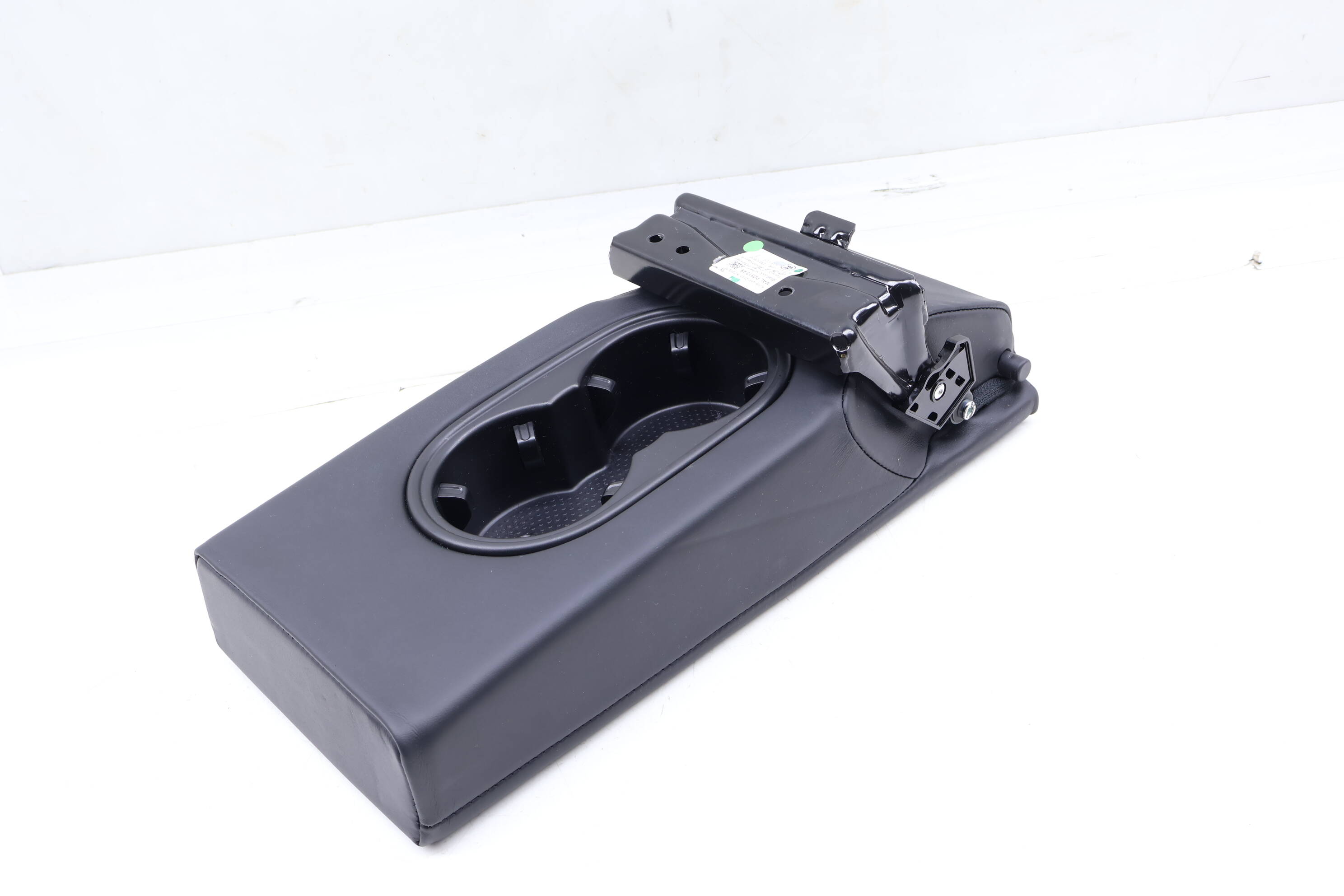 Center Console Armrest / Cup Holder 9J1885075A