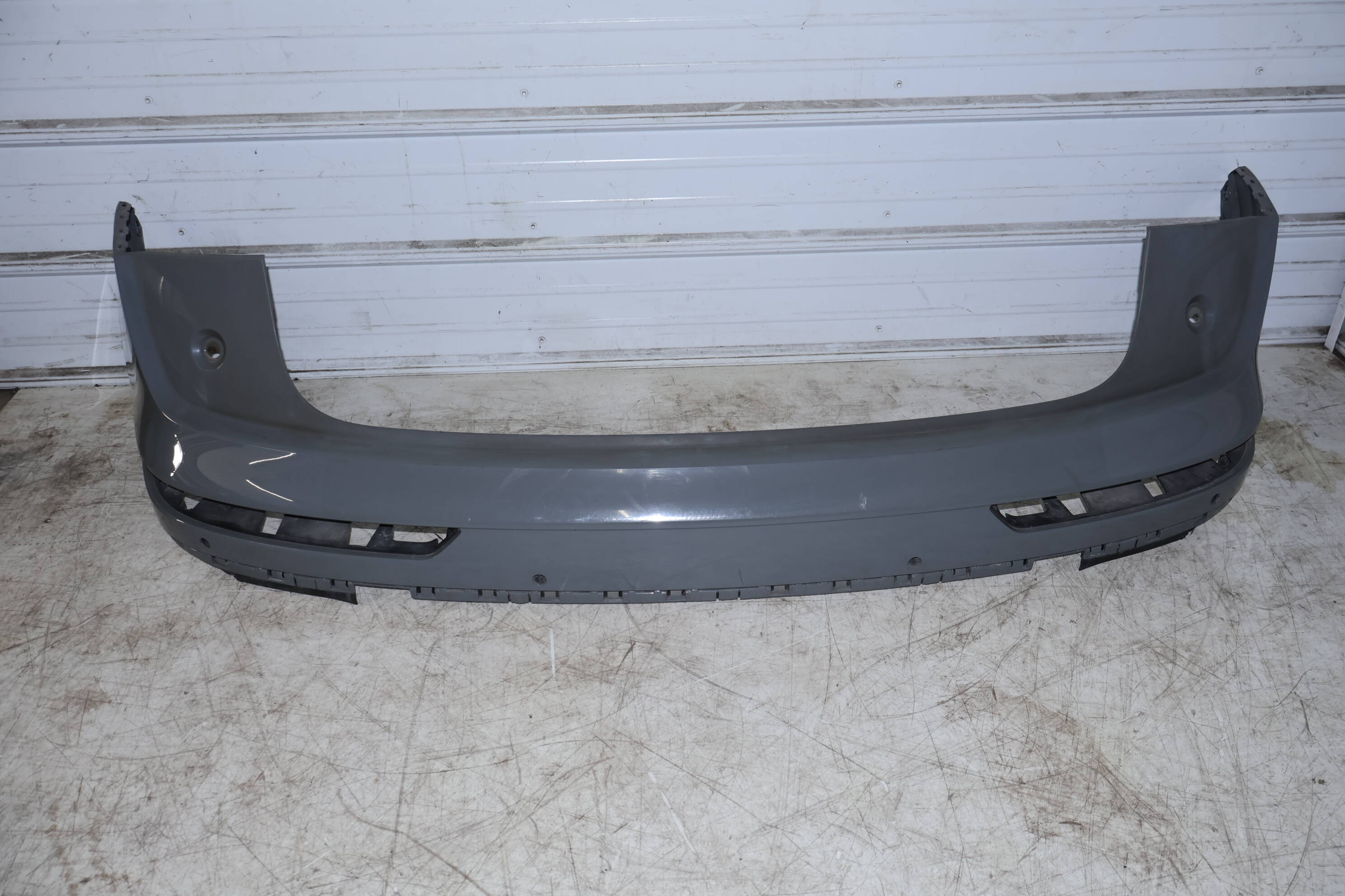 Bumper&#x20;Cover&#x20;W&#x2F;&#x20;Auto&#x20;Park&#x20;80A807067L