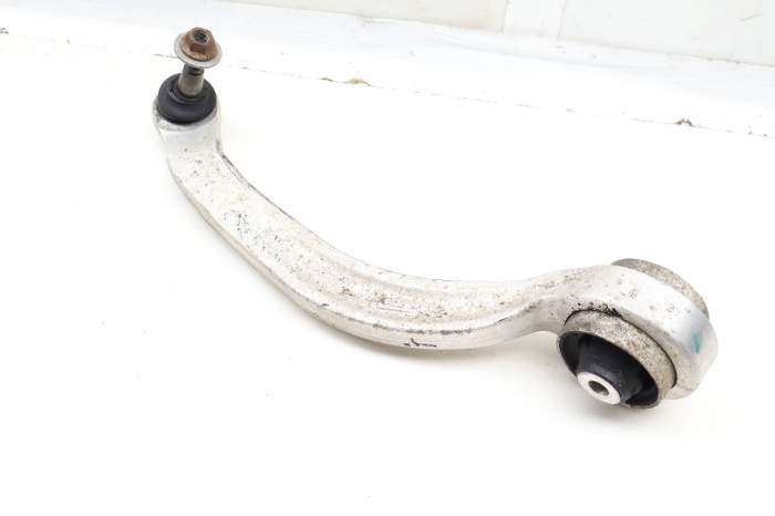 Lower Rearward Control Arm 8E0407696E main product photo