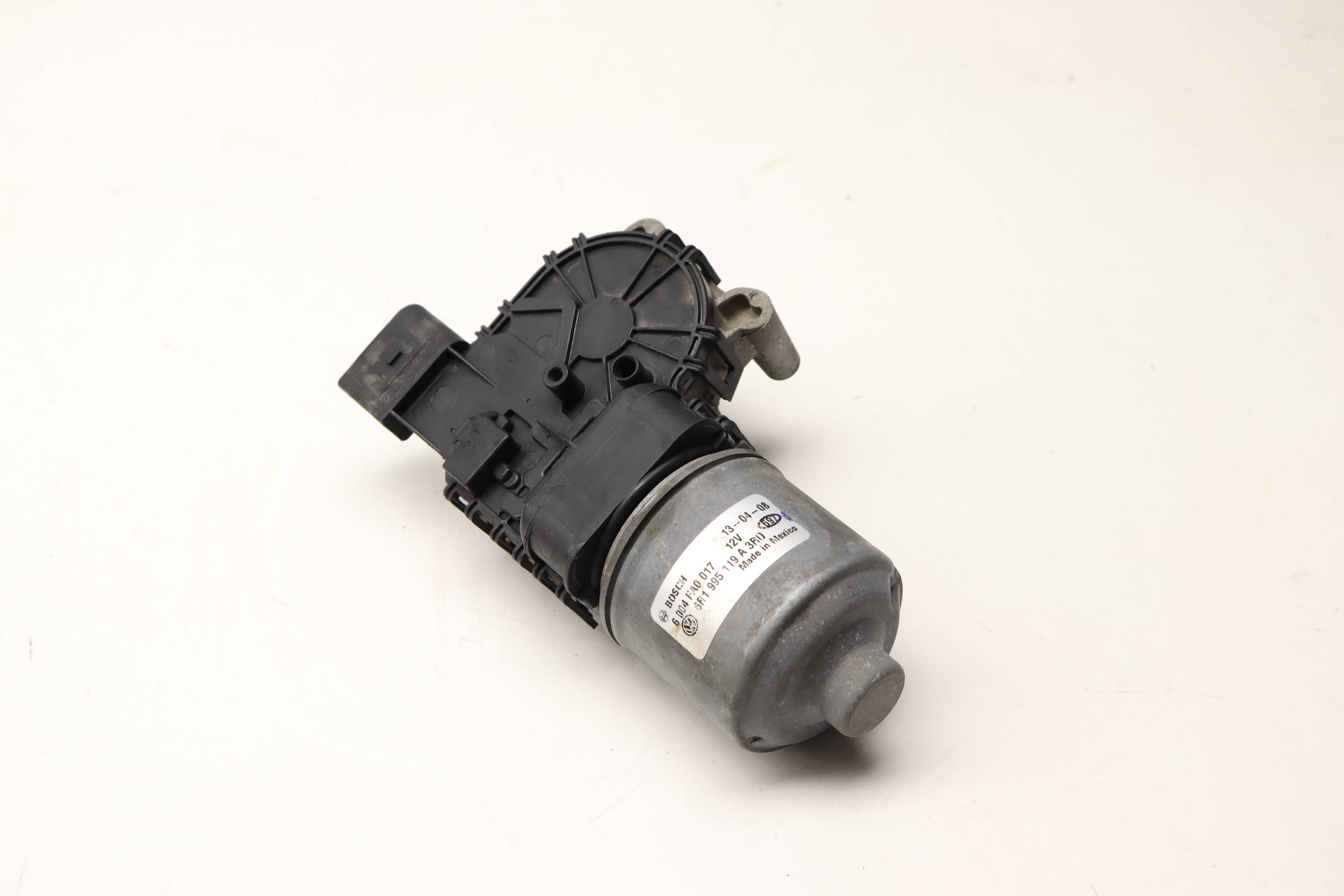 Front Windshield Wiper Motor For 2011-2018 VW Jetta – OEM #6R1955119 Replacement