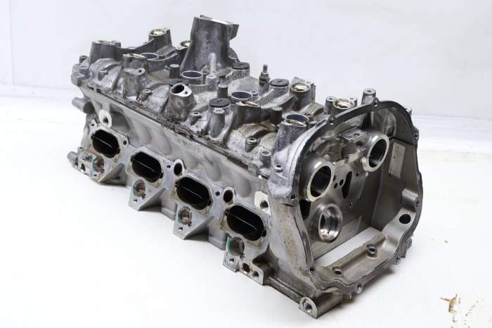 Engine Cylinder Head 079103063DD main product photo