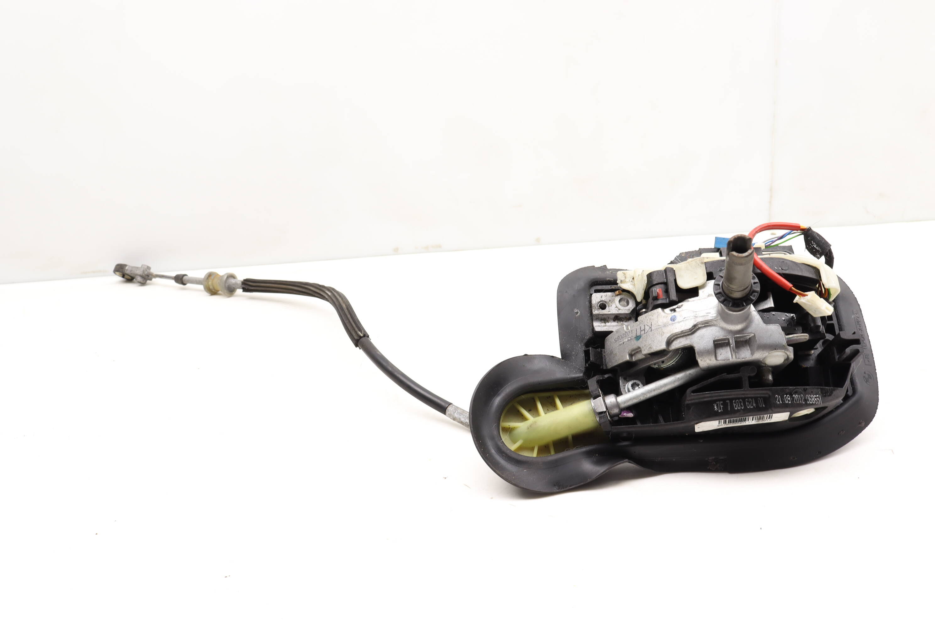 5-00507) Genuine BMW Weighted Leather Short 5 Speed ///M ZHP