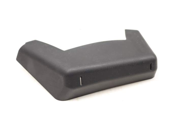 Inner Tail Light Cover 95B945426E main product photo