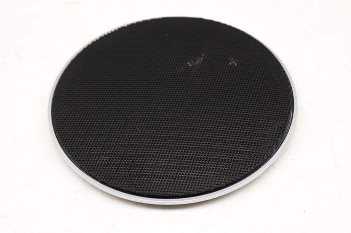 Door Speaker Grille / Cover 2047270188 main product photo