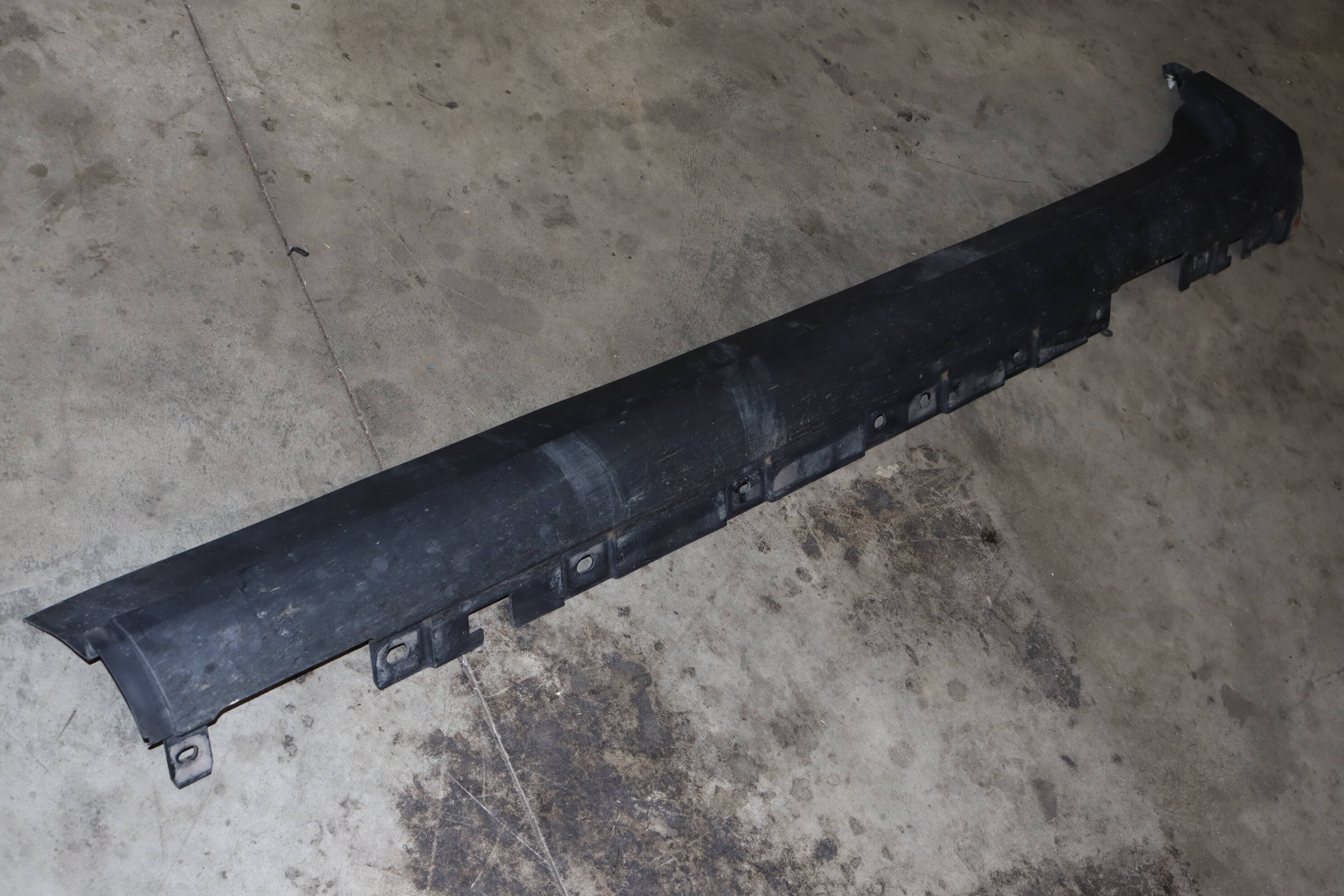 Side Skirt / Rocker Panel 51777210079